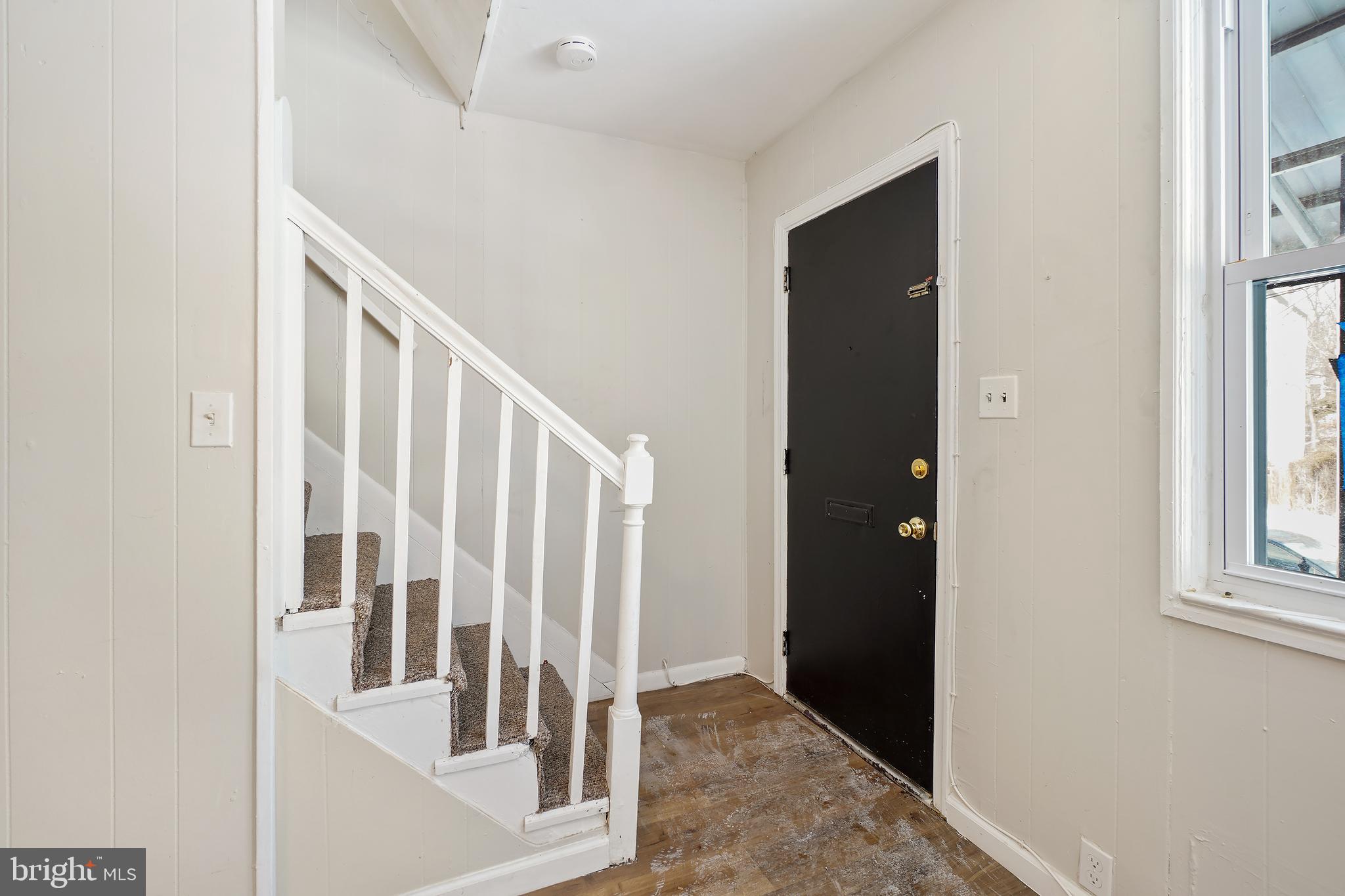 GWEYN FALLS - Residential