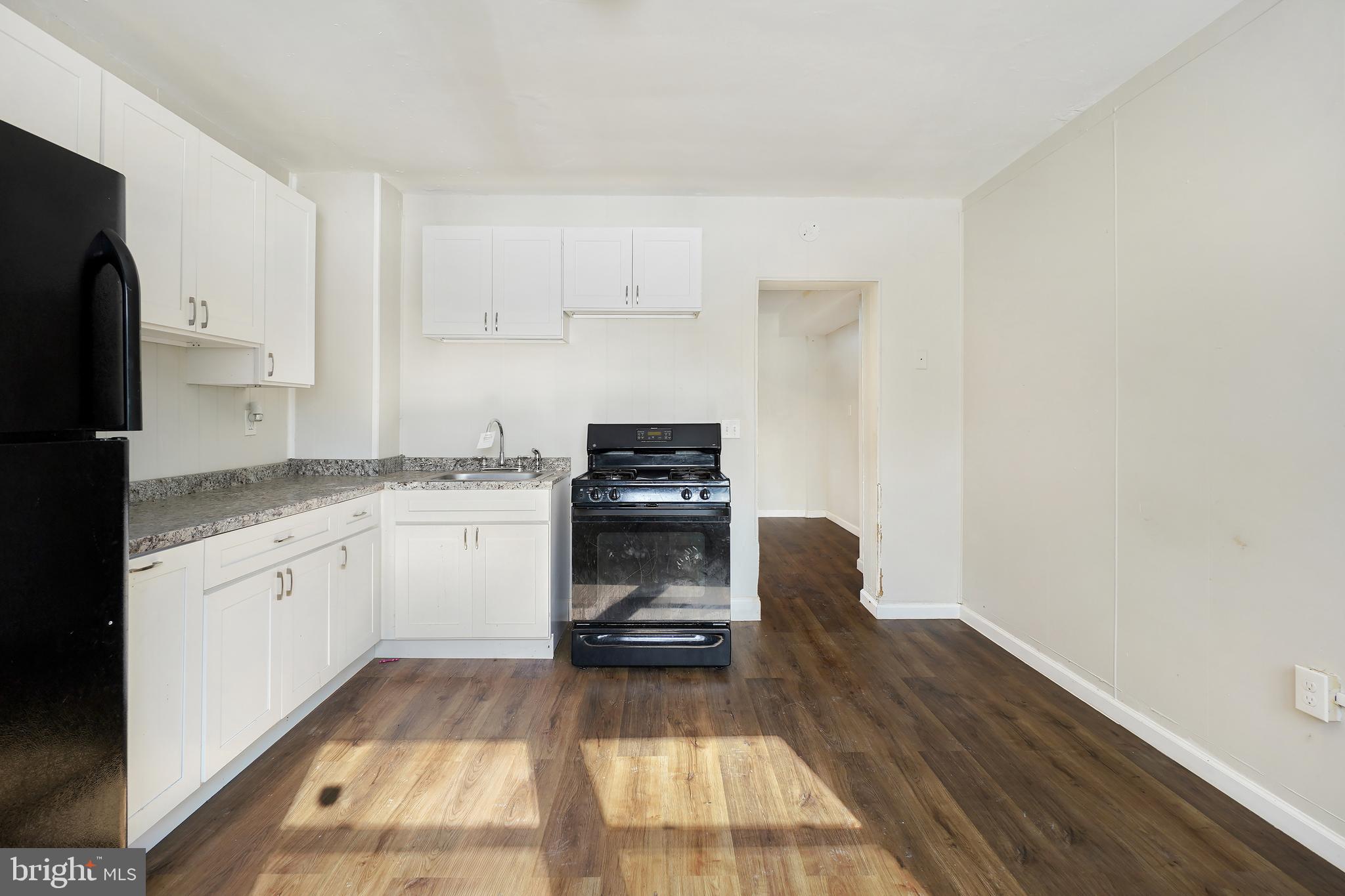 GWEYN FALLS - Residential