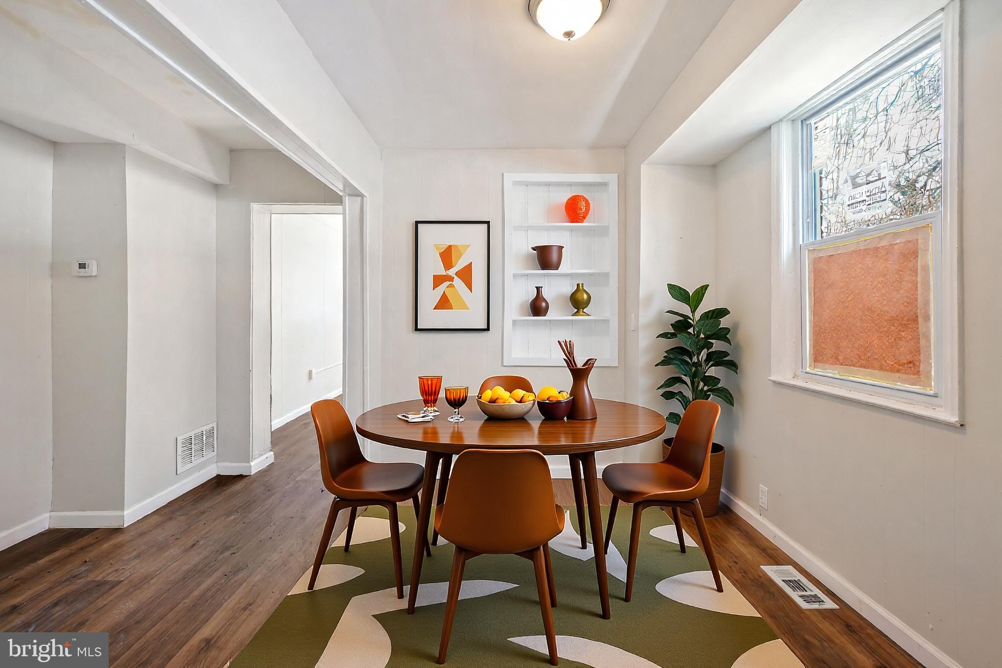 GWEYN FALLS - Residential