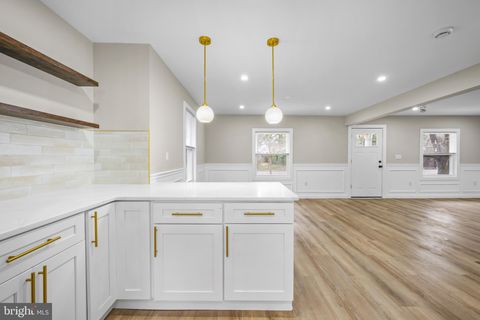 Tiny photo for 613 Hawks Bridge Rd, CARNEYS POINT, NJ 08069 (MLS # NJSA2017346)