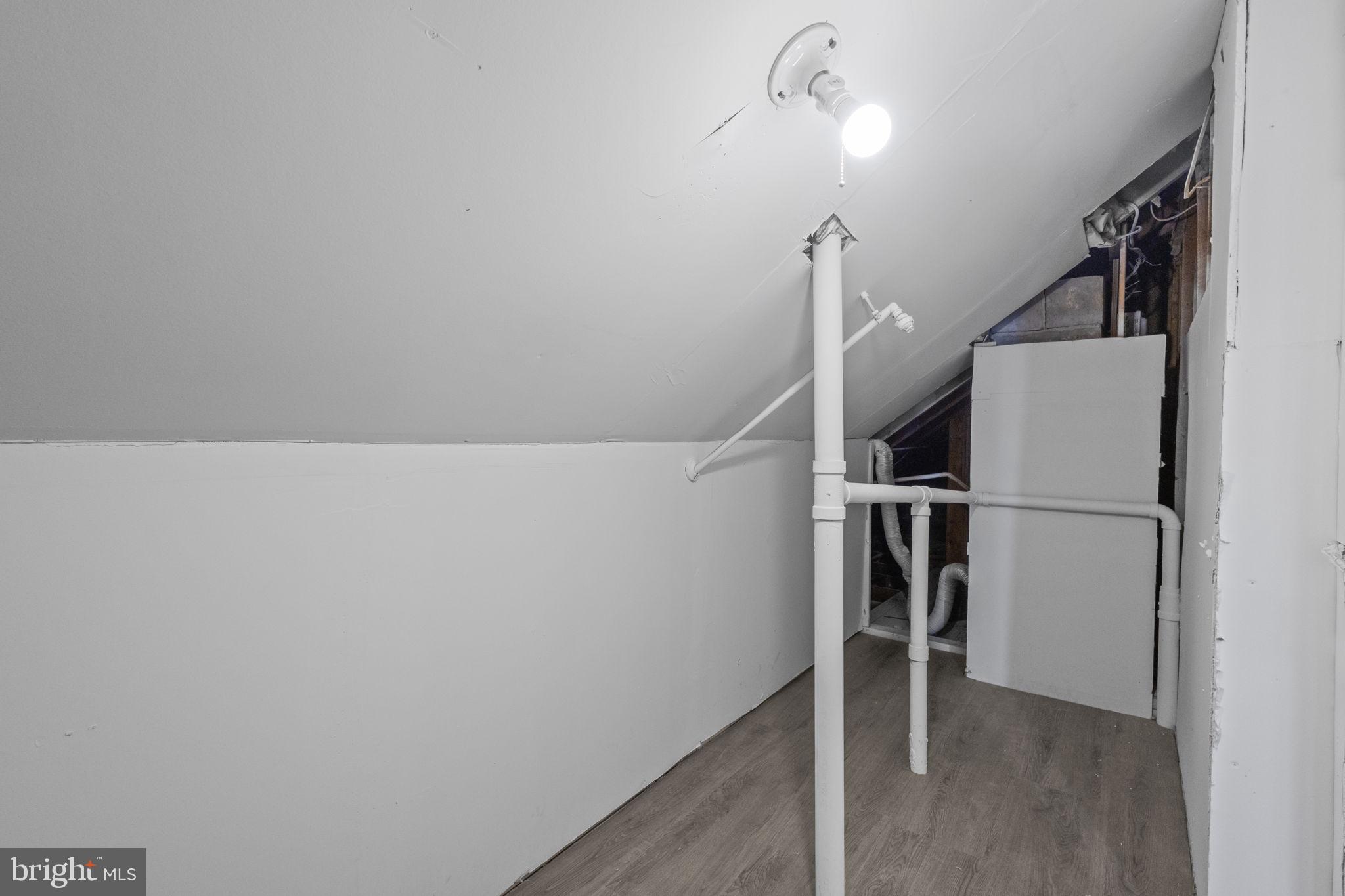 HYATTSVILLE - Residential