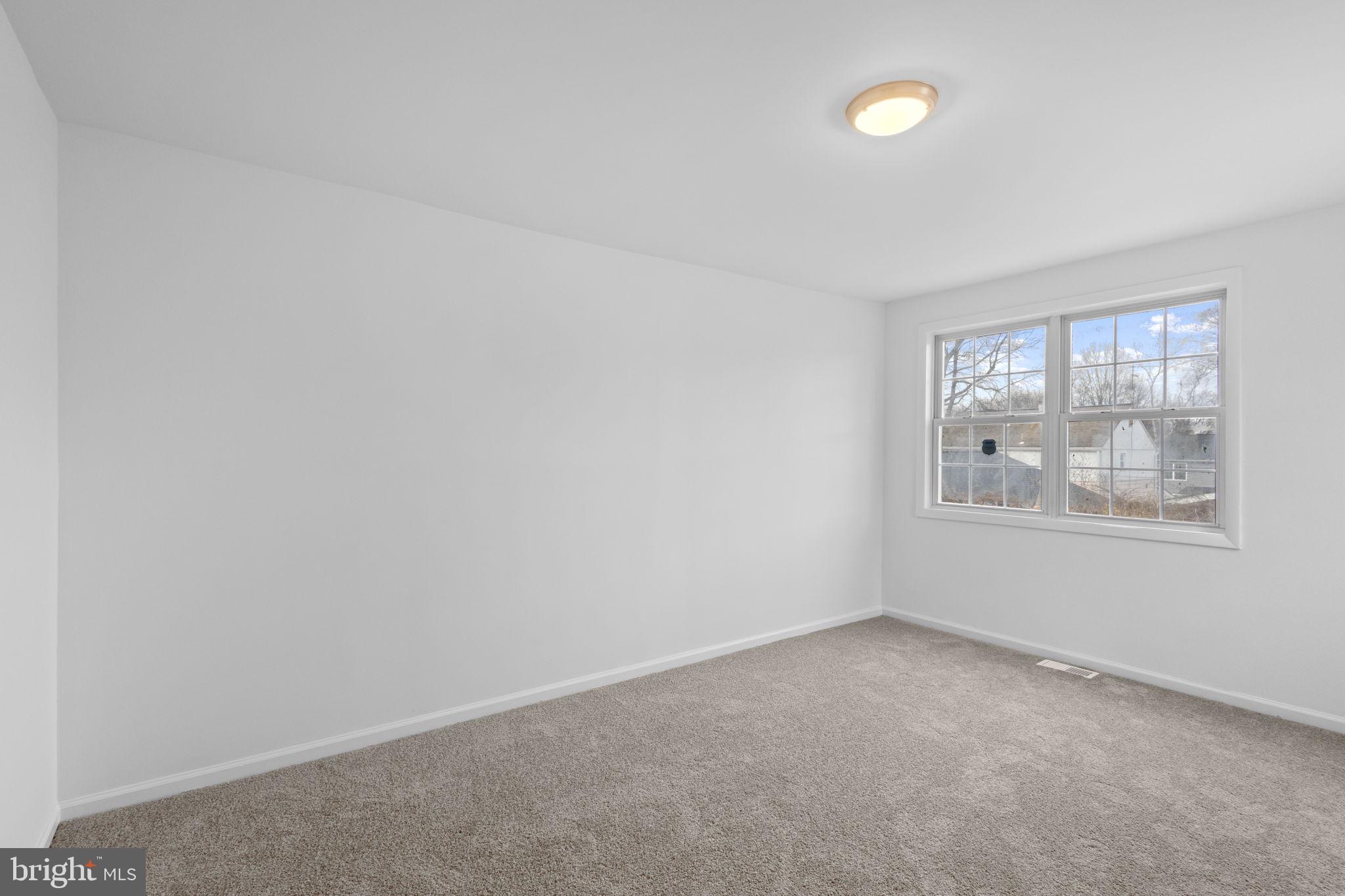 HYATTSVILLE - Residential