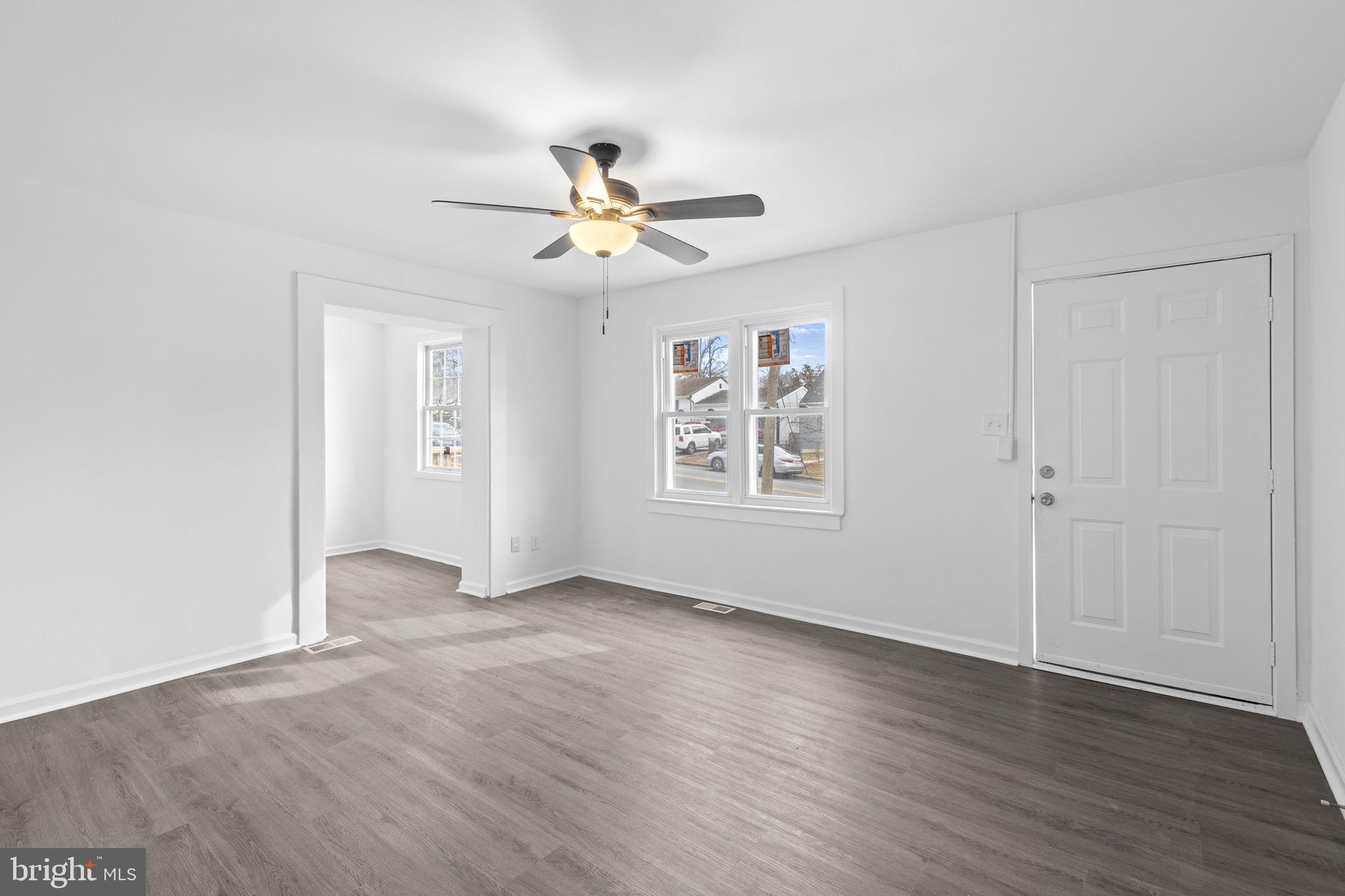 HYATTSVILLE - Residential