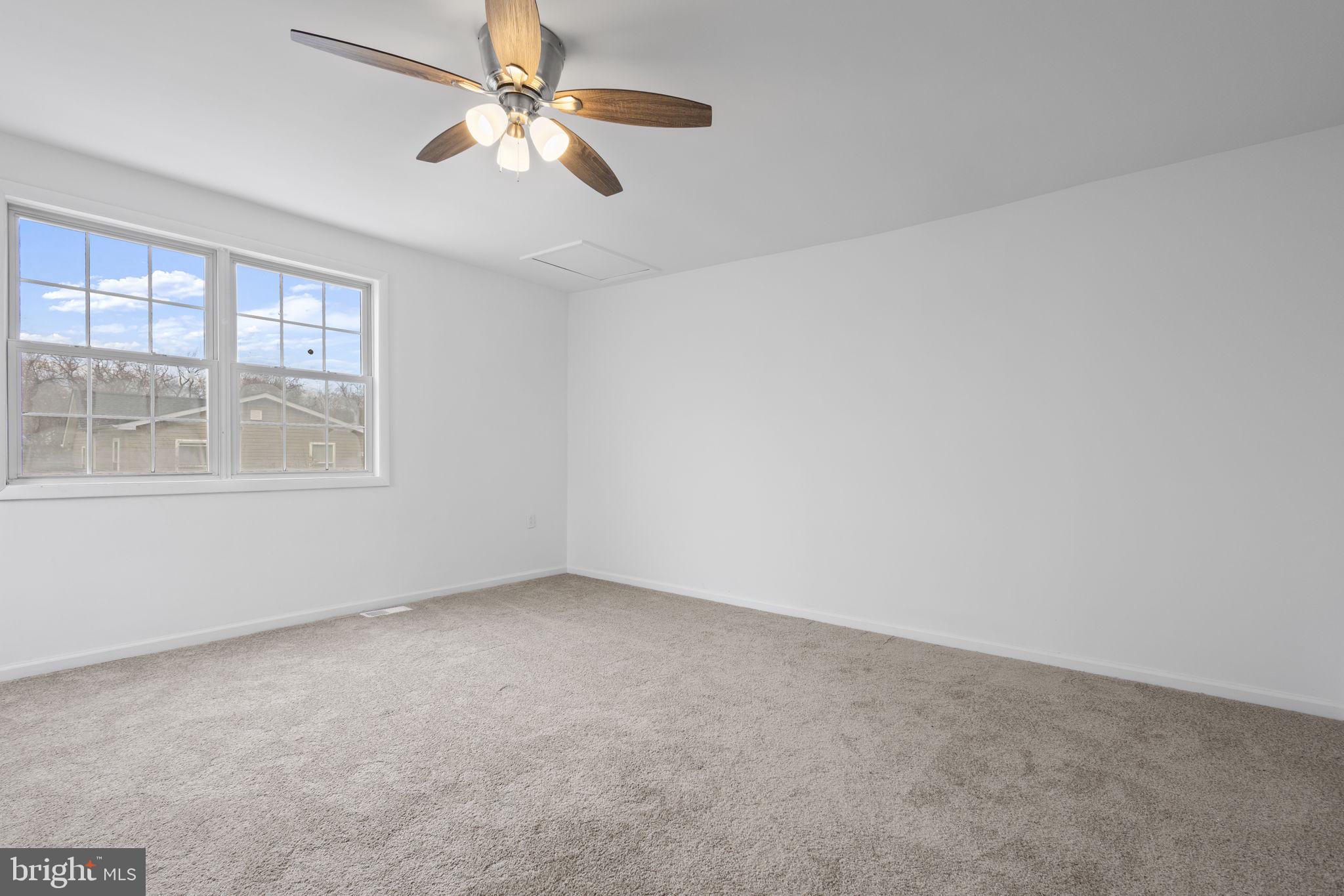 HYATTSVILLE - Residential