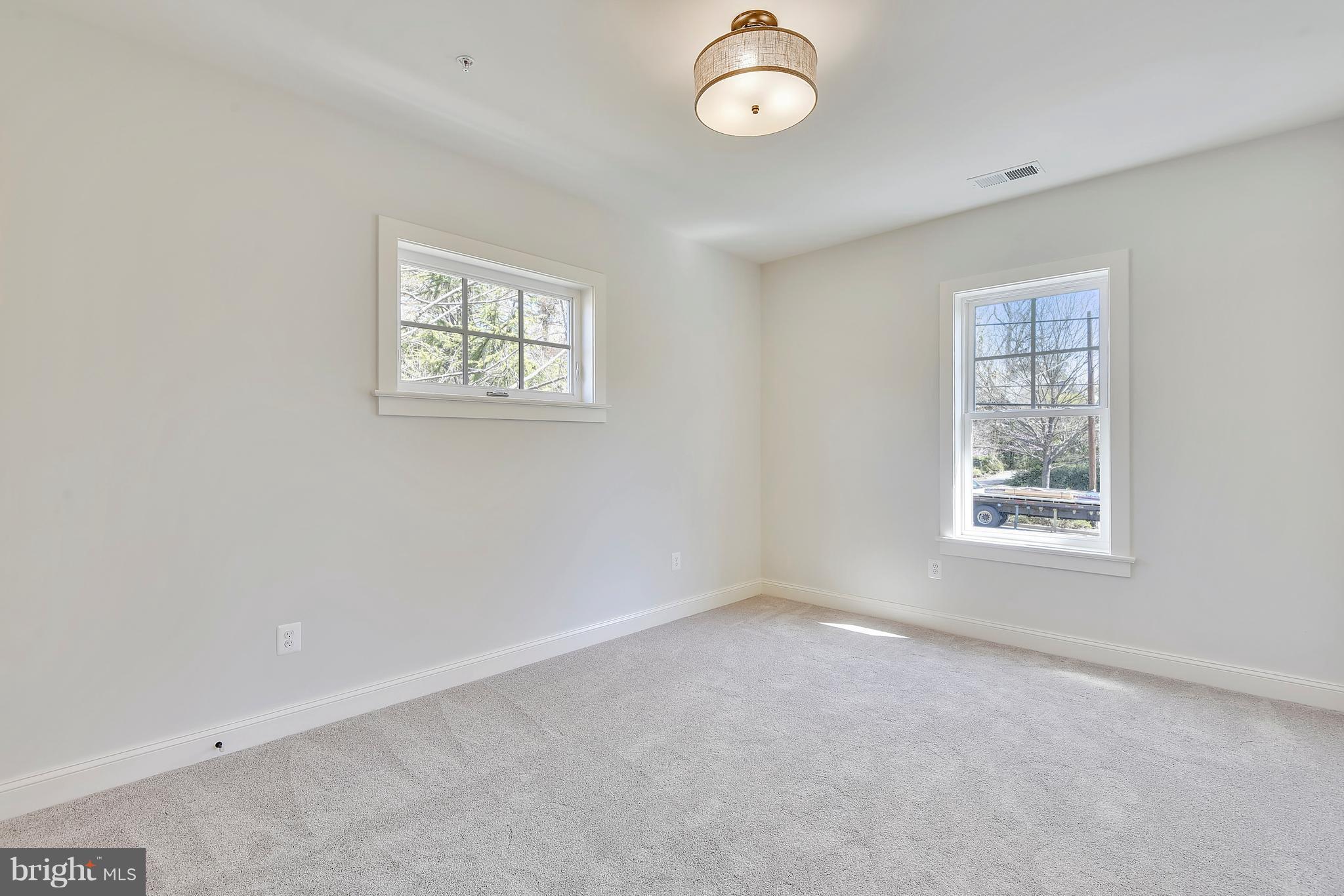GARRETT PARK - Residential