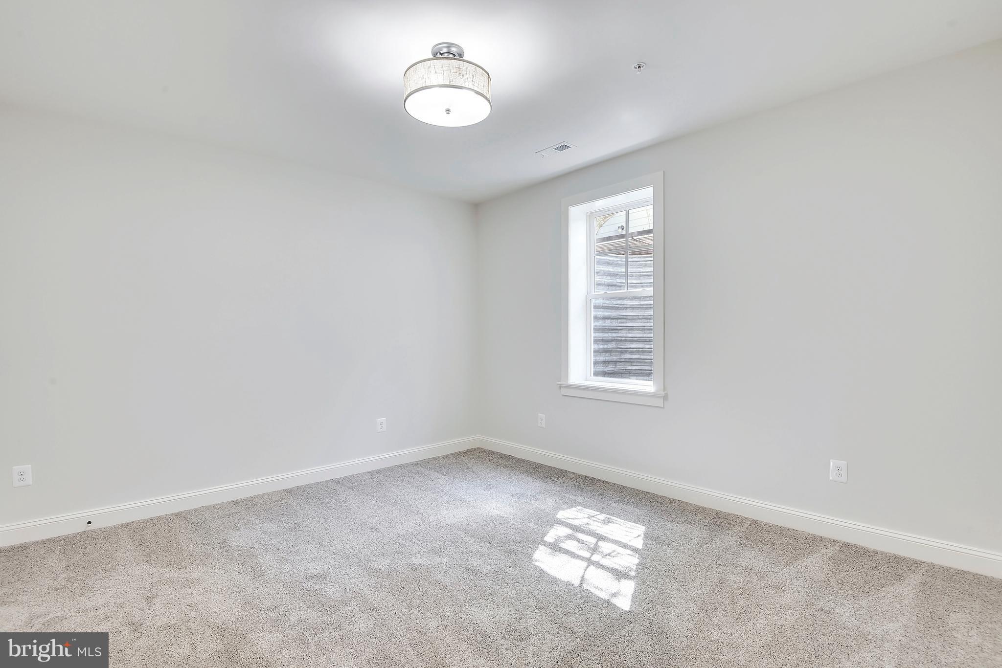 GARRETT PARK - Residential