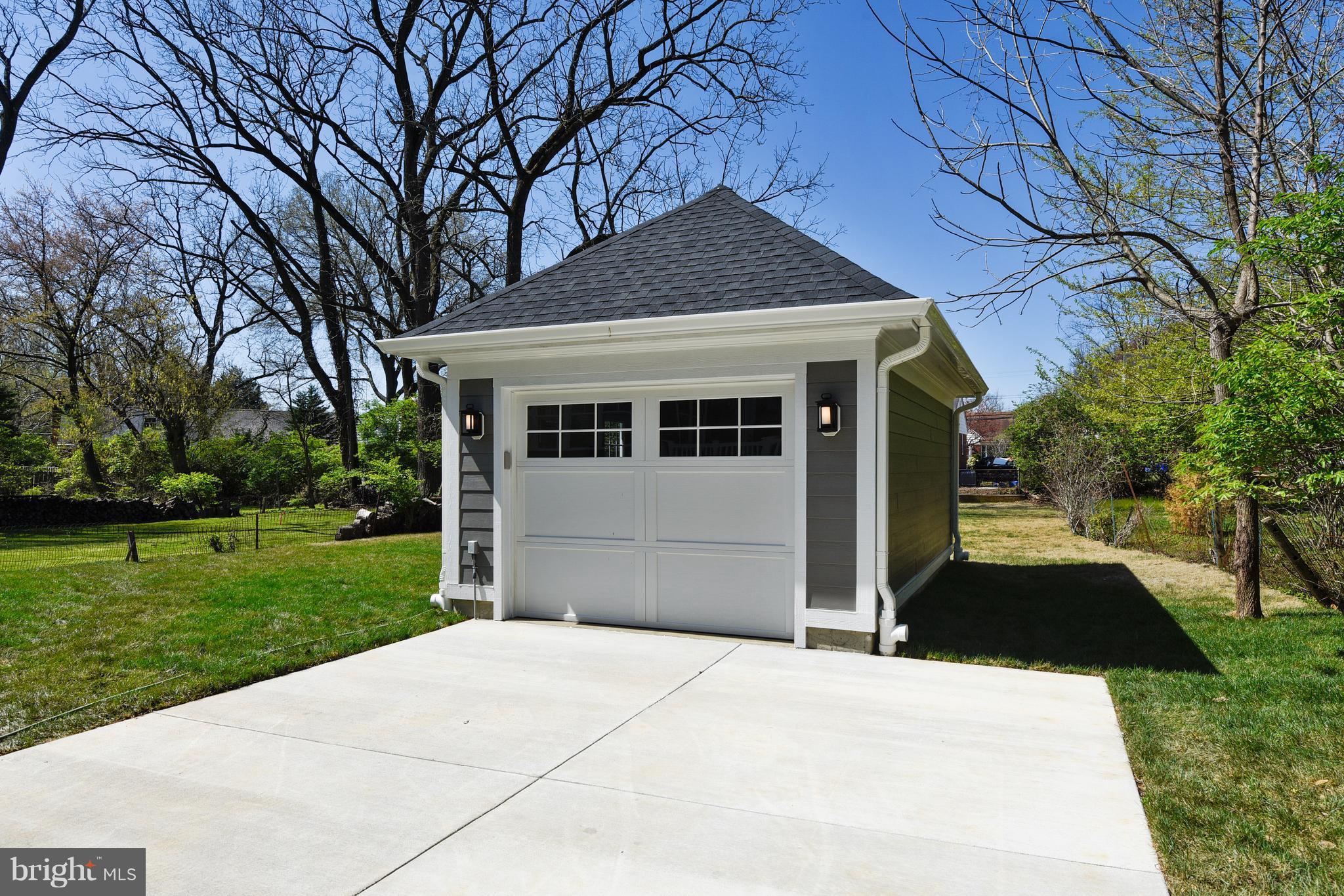 GARRETT PARK - Residential