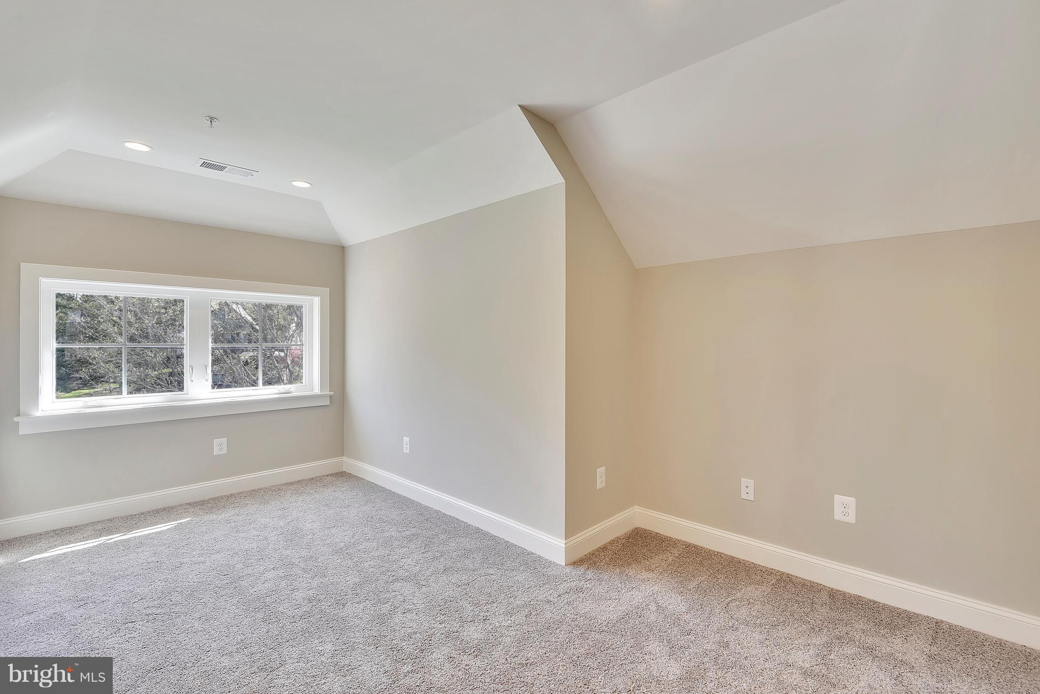 GARRETT PARK - Residential