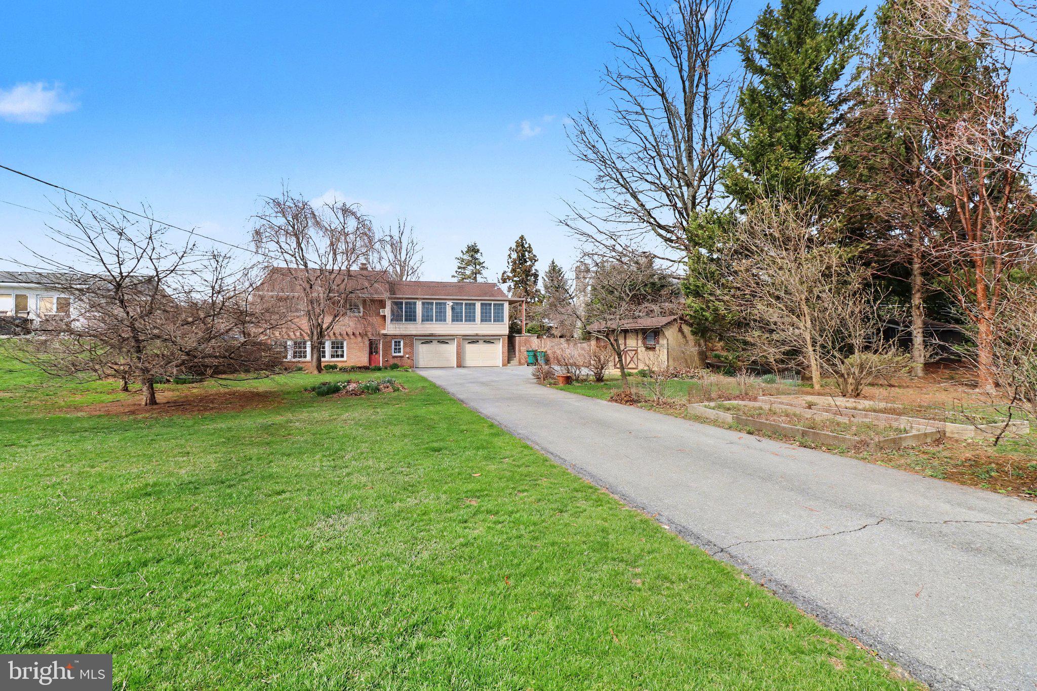 HERSHEY VILLAGE - Residential