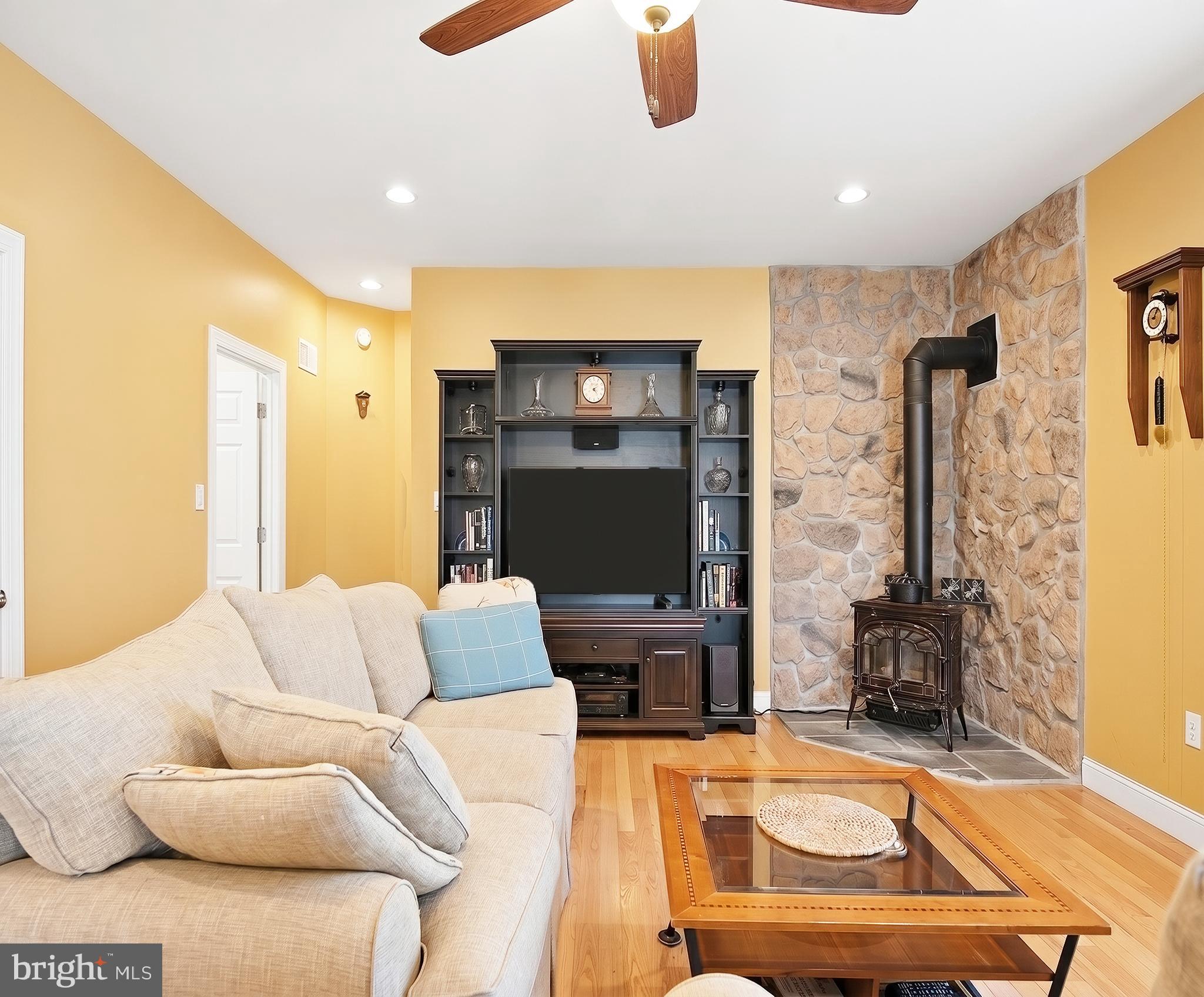 VILLAGES OF ELK NECK - Residential