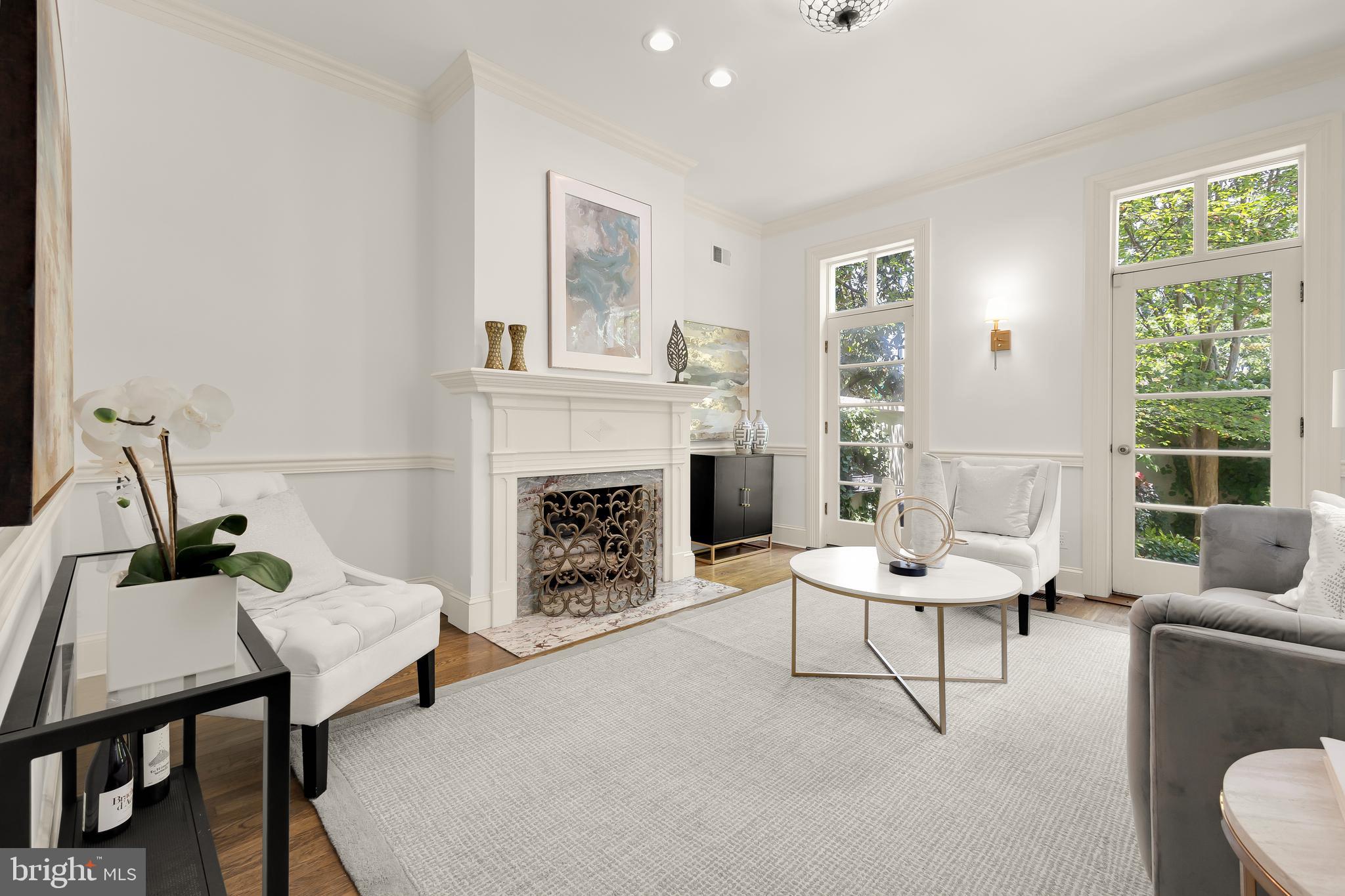 CAPITOL HILL EAST - Residential