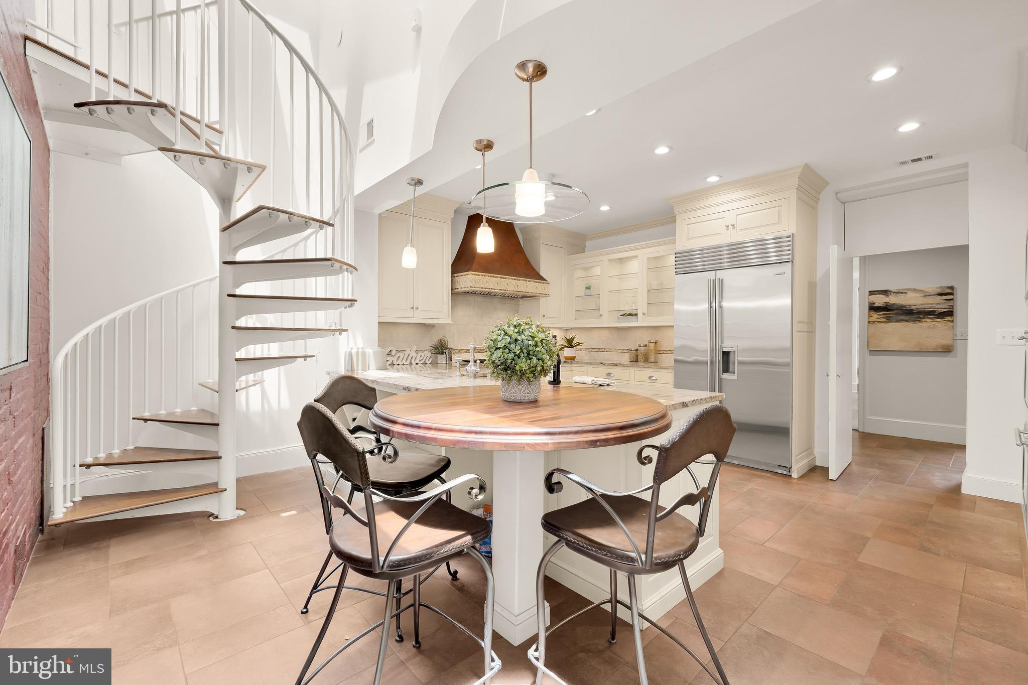 CAPITOL HILL EAST - Residential