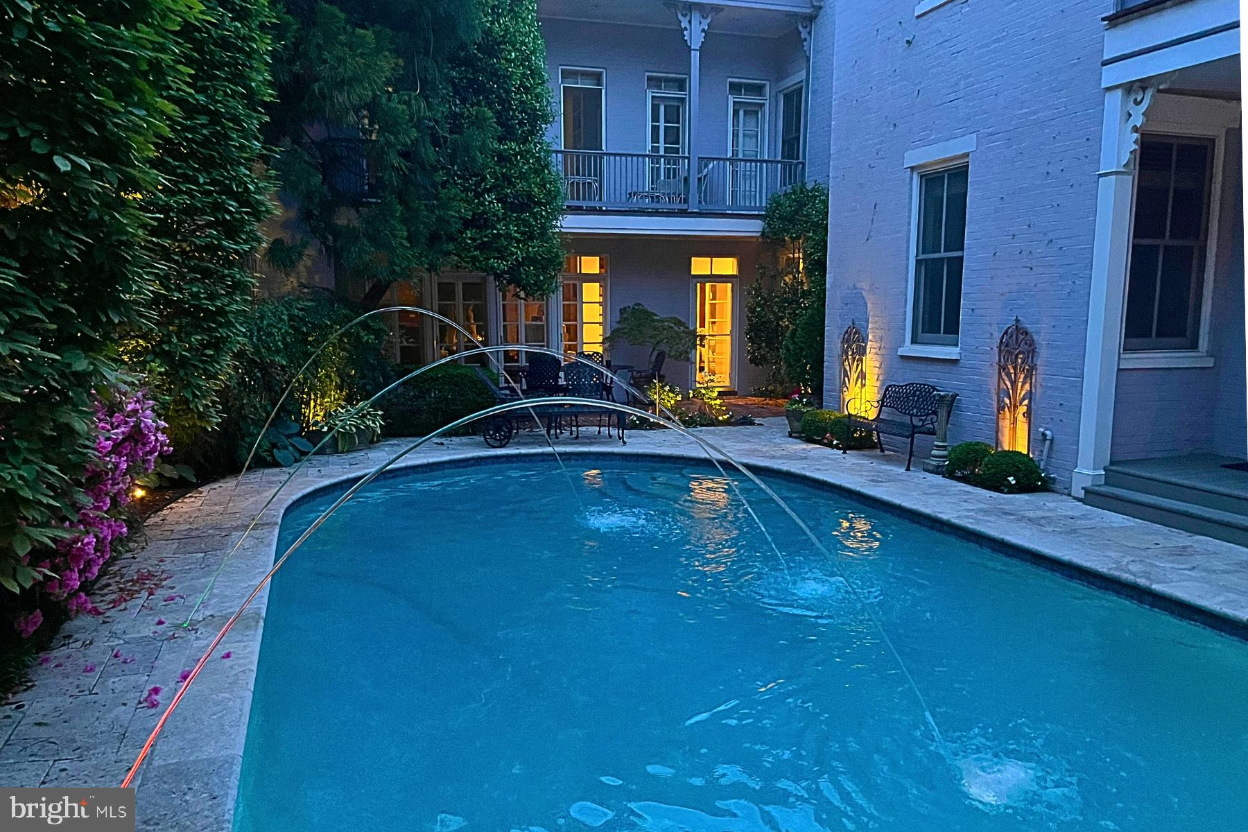 CAPITOL HILL EAST - Residential