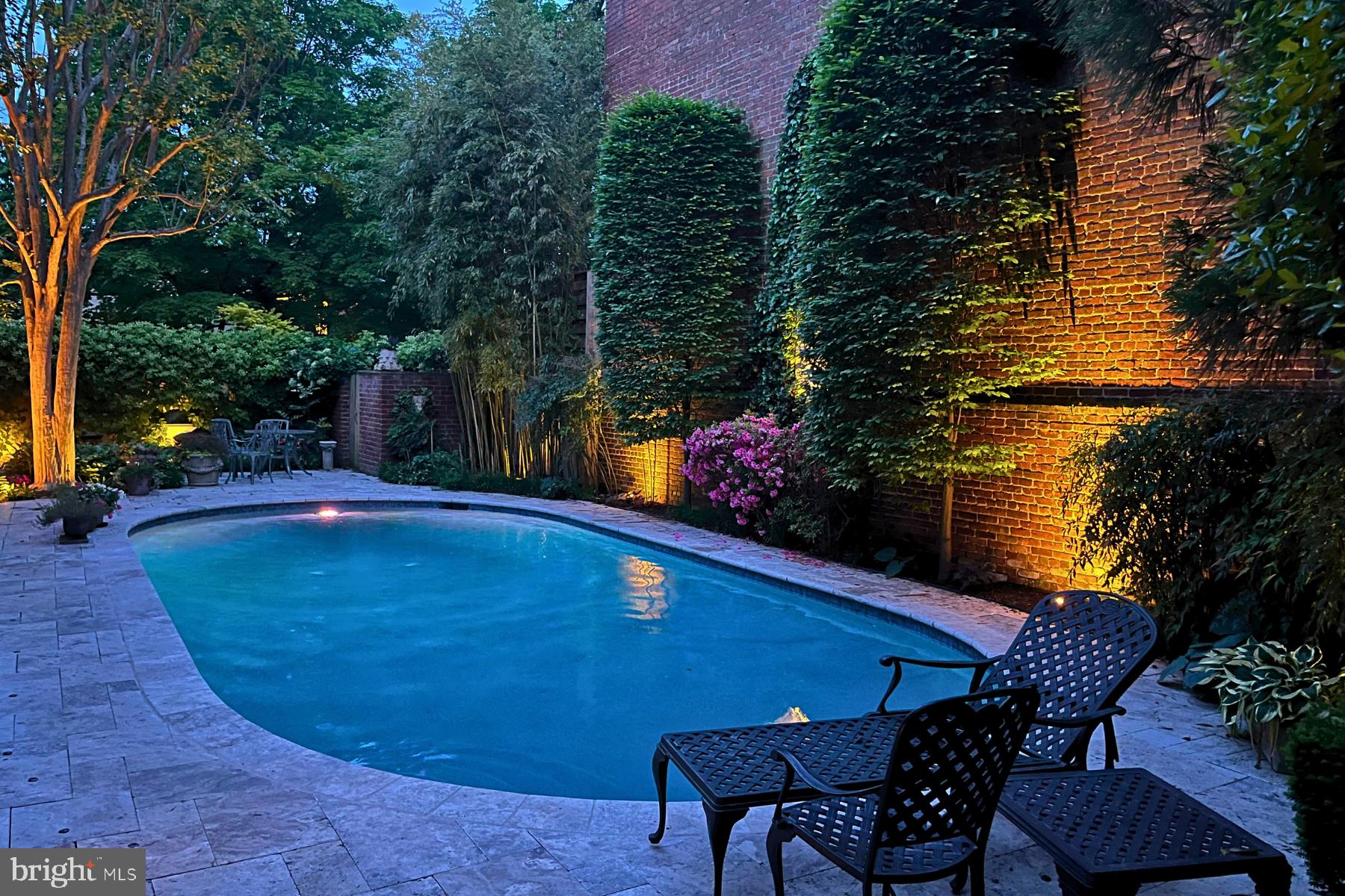 CAPITOL HILL EAST - Residential