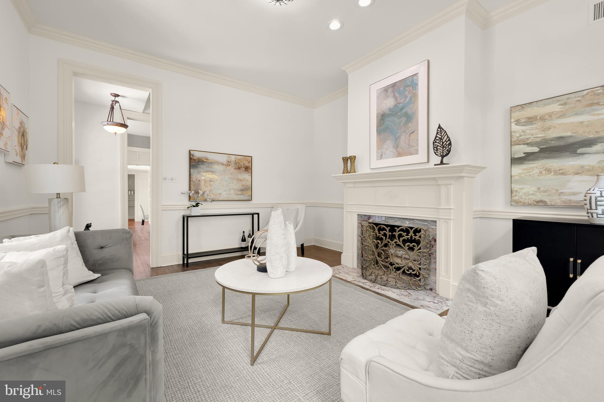 CAPITOL HILL EAST - Residential