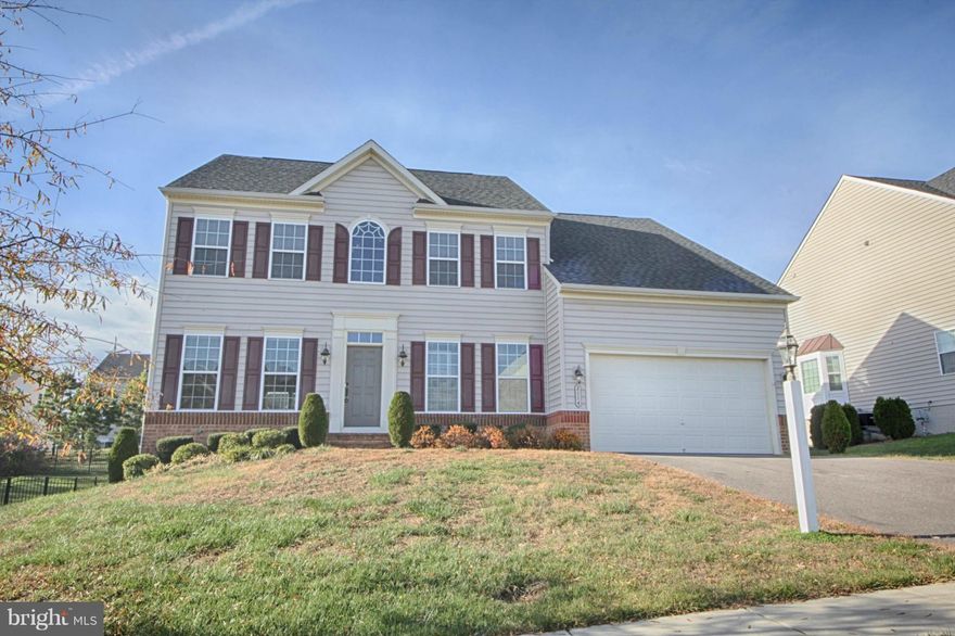 Fabulous rental.  3 level colonial 4 bedrooms up. Library on main level, open floor plan with gourmet kitchen.Pets on a case by case basis.