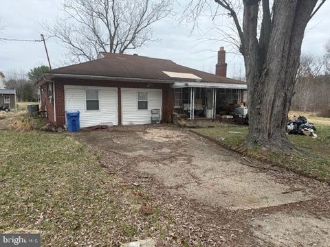 Homes For Sale - 151 Peace Lane<br/> GLASSBORO, NJ 08028