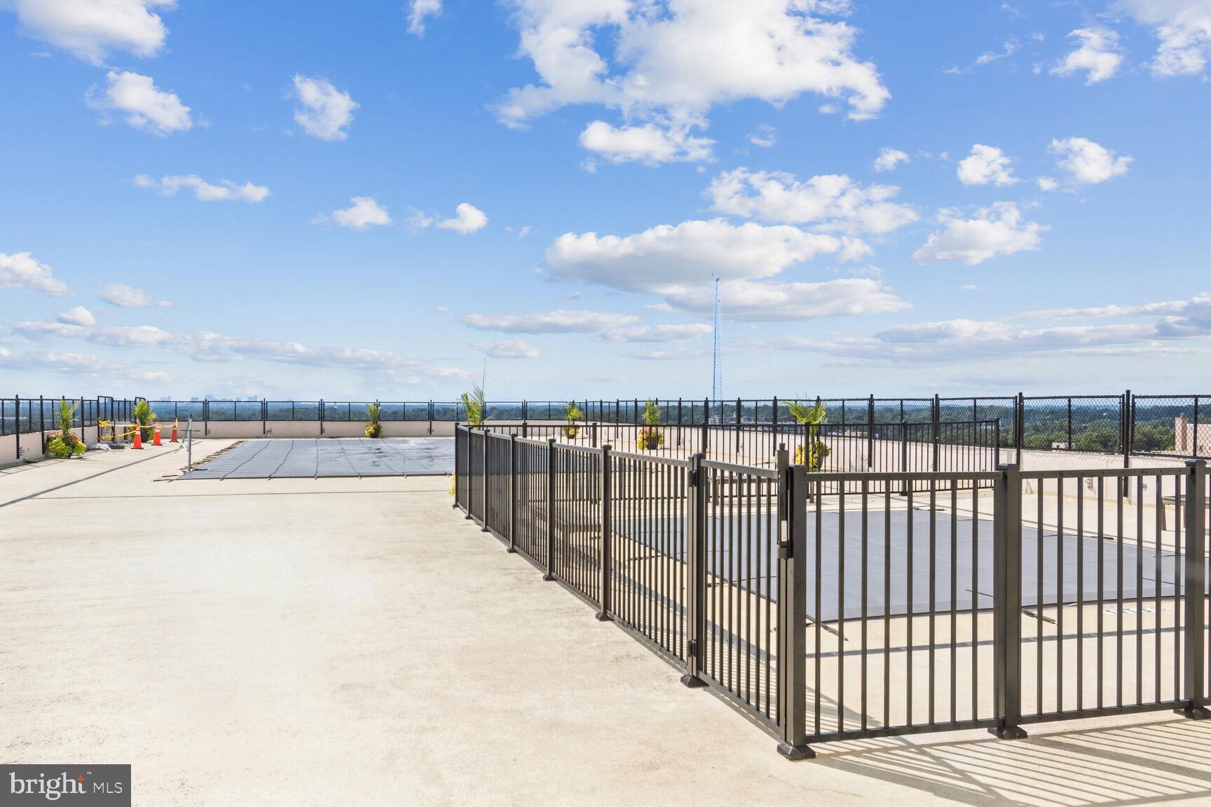 WILLOUGHBY OF CHEVY CHASE - Residential