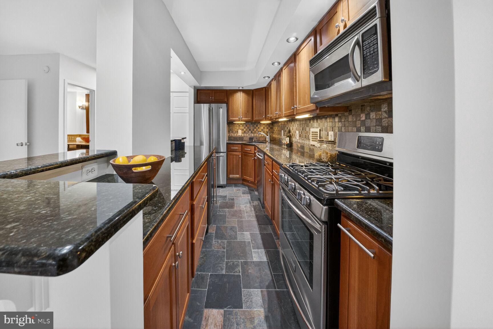 WILLOUGHBY OF CHEVY CHASE - Residential