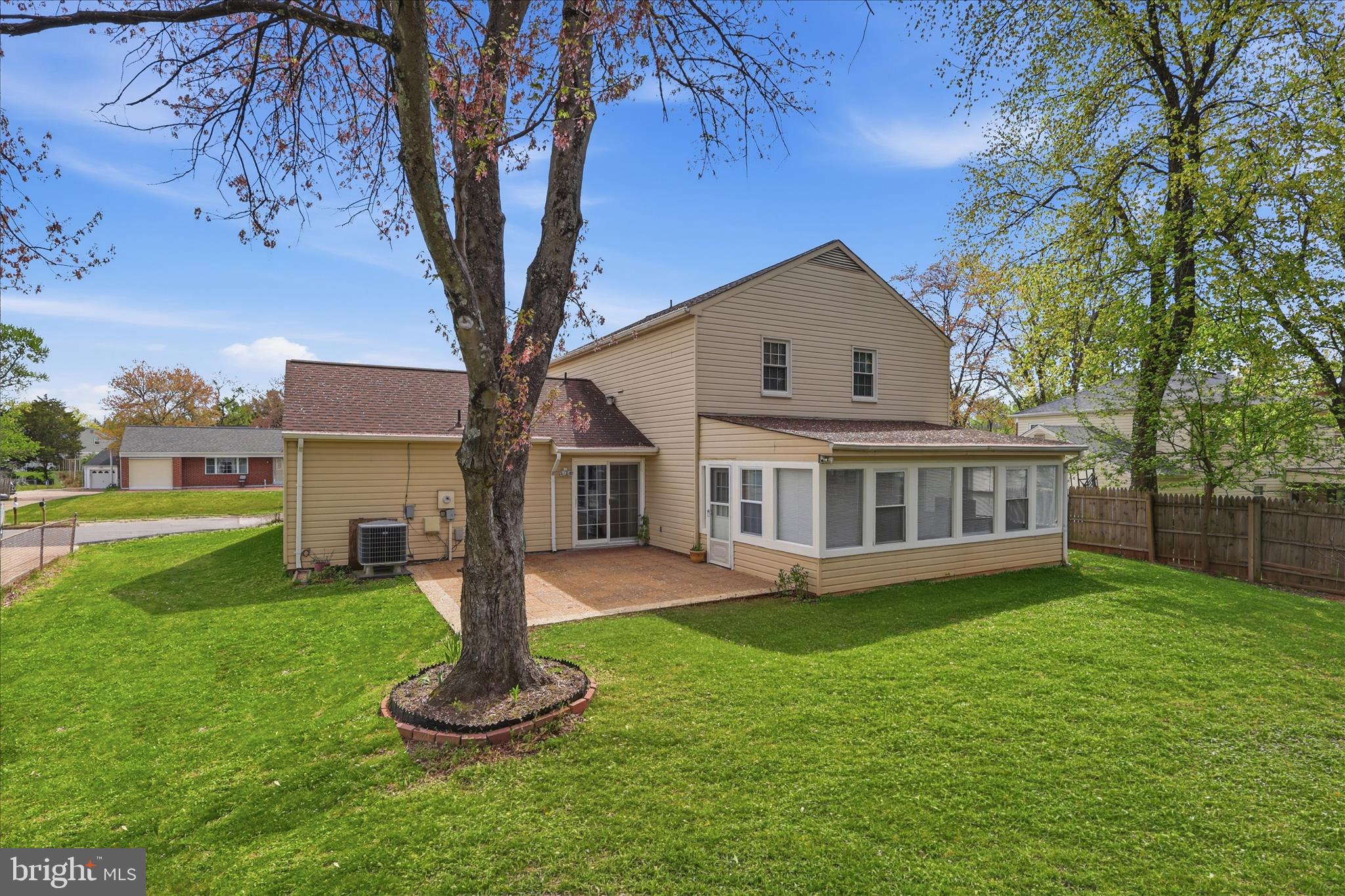 BROOKFIELD - Residential