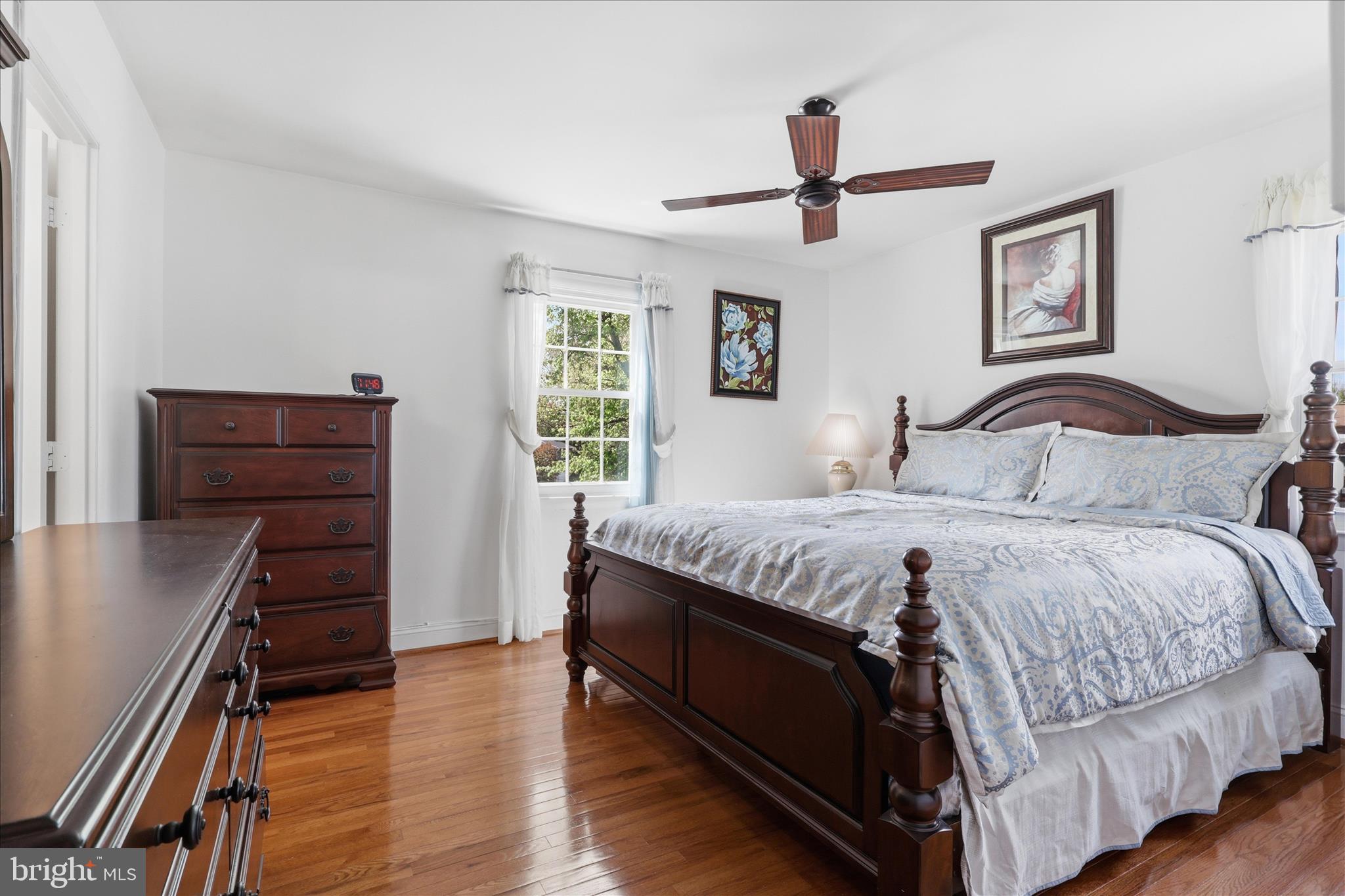 BROOKFIELD - Residential