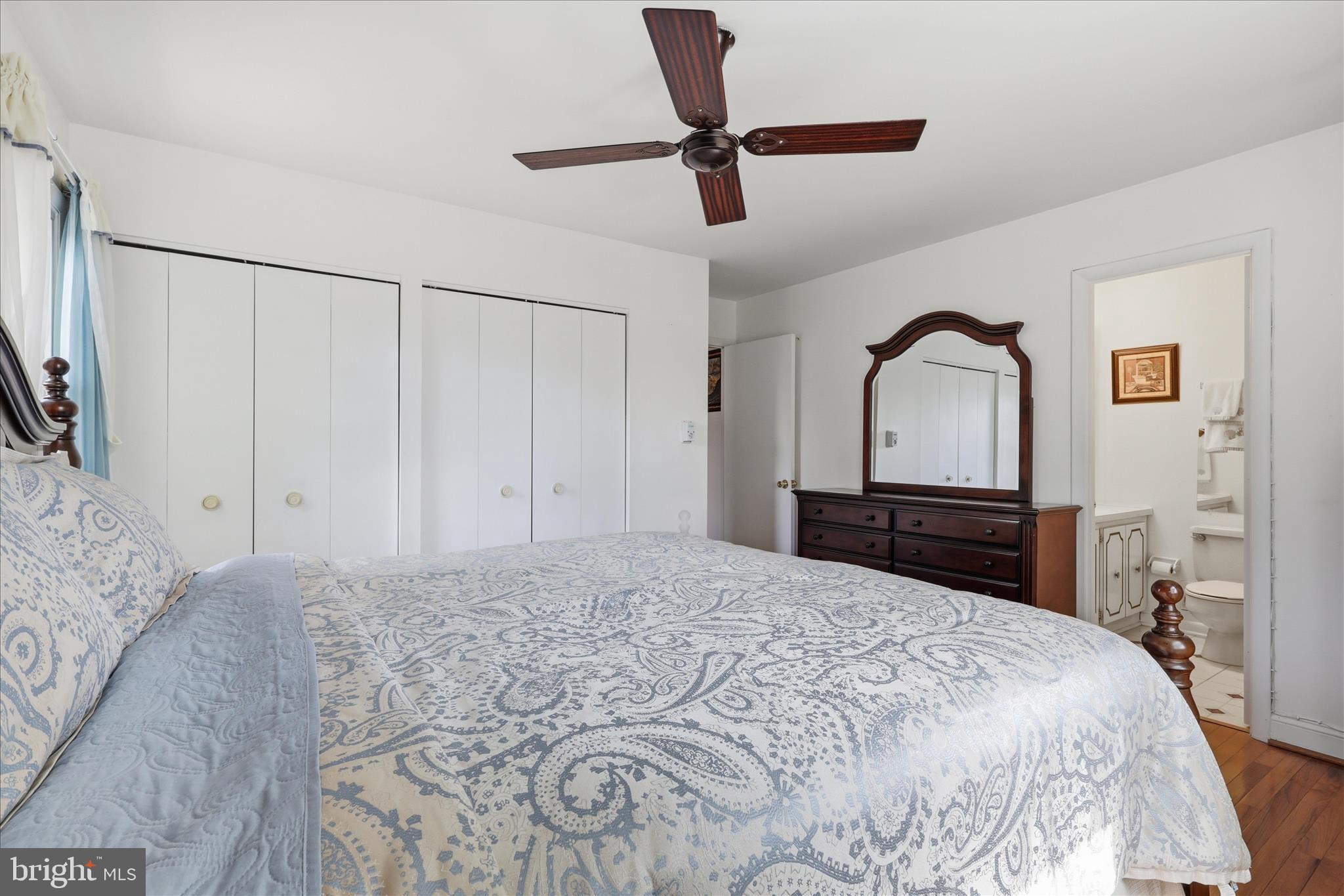 BROOKFIELD - Residential