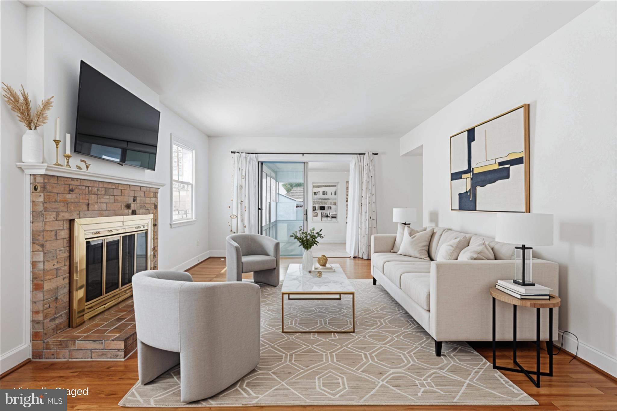 BROOKFIELD - Residential