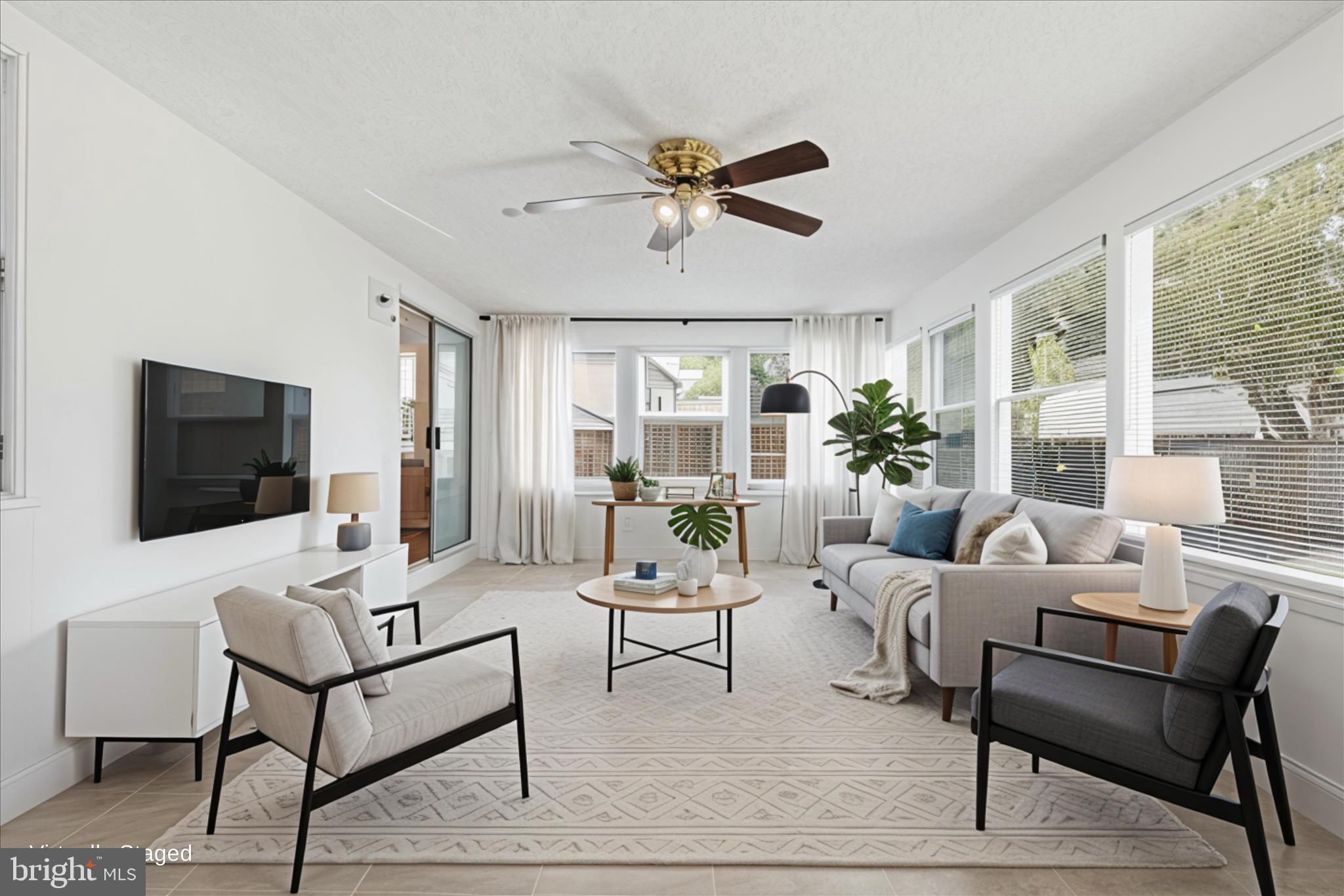 BROOKFIELD - Residential