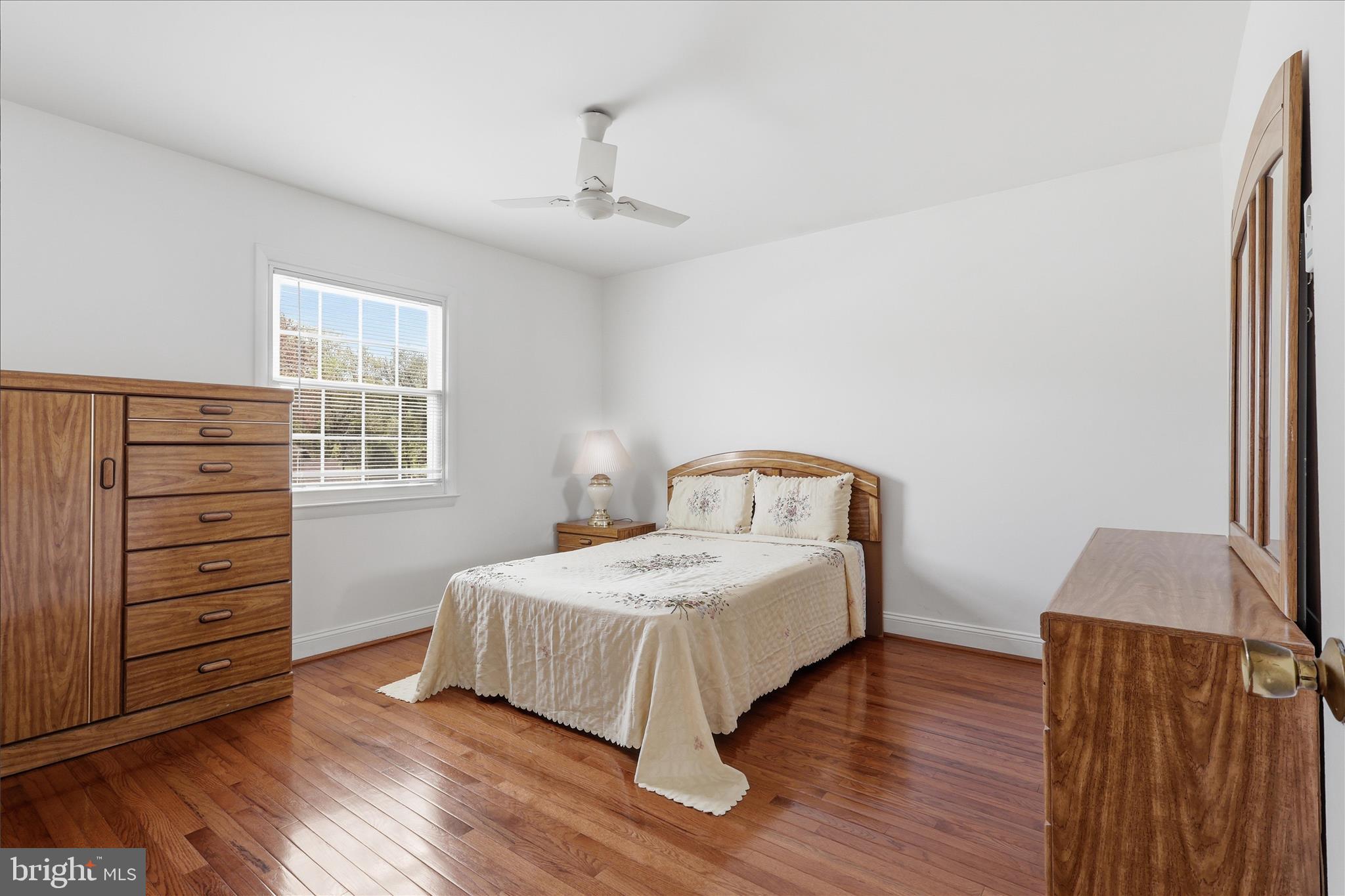 BROOKFIELD - Residential