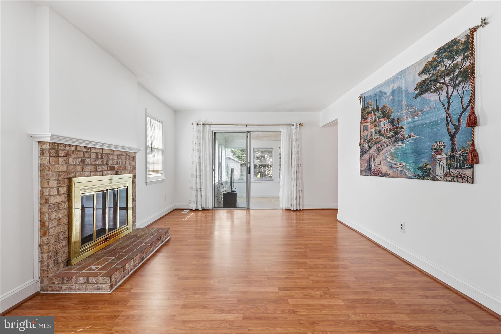 BROOKFIELD - Residential