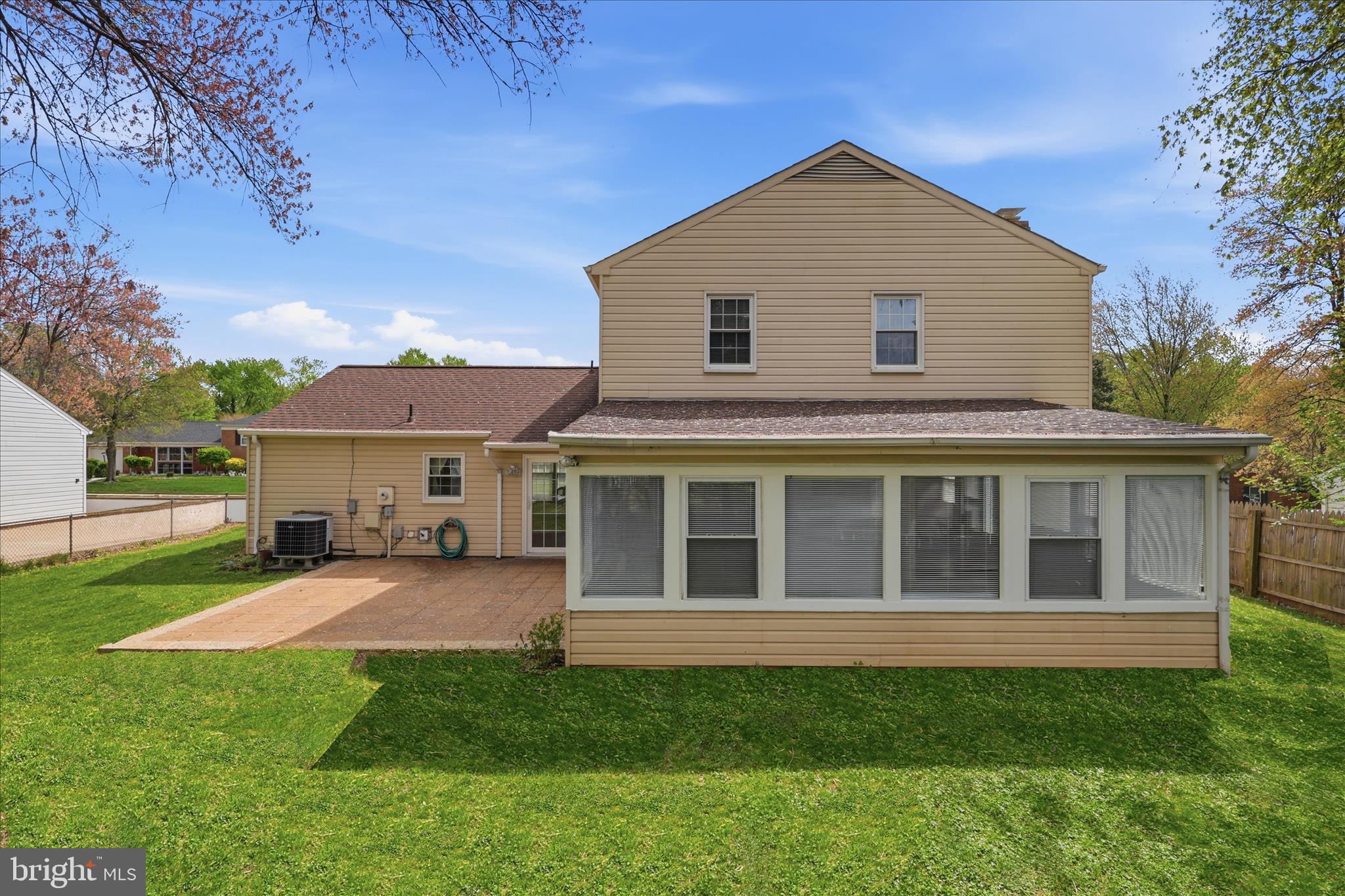 BROOKFIELD - Residential