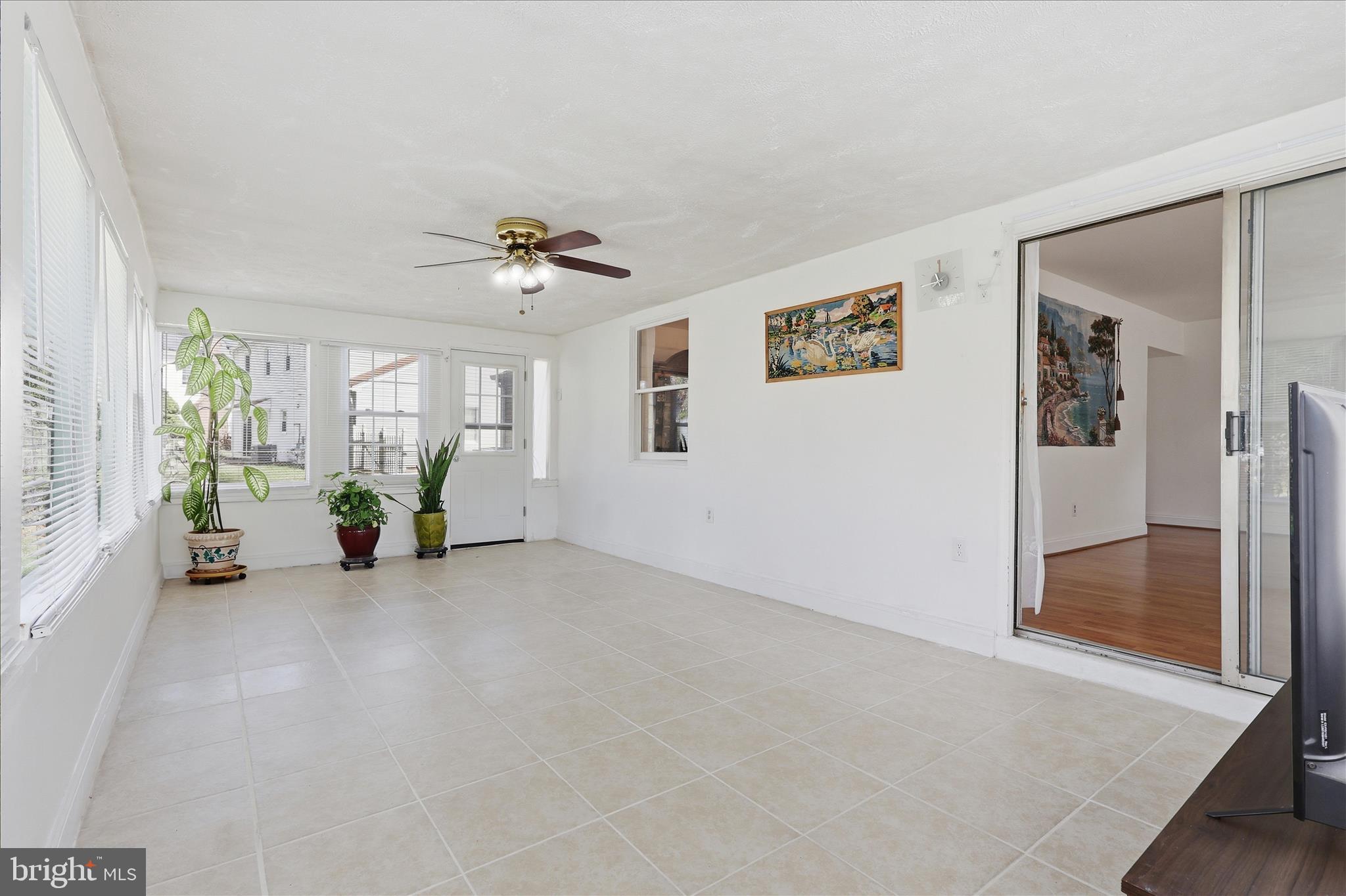 BROOKFIELD - Residential