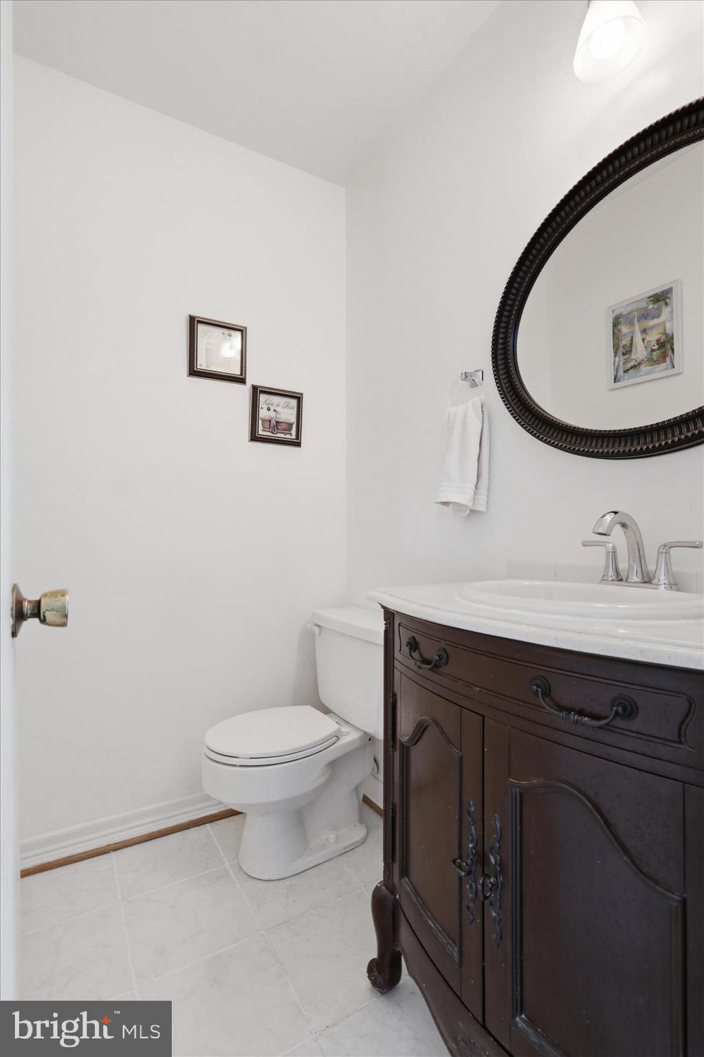 BROOKFIELD - Residential