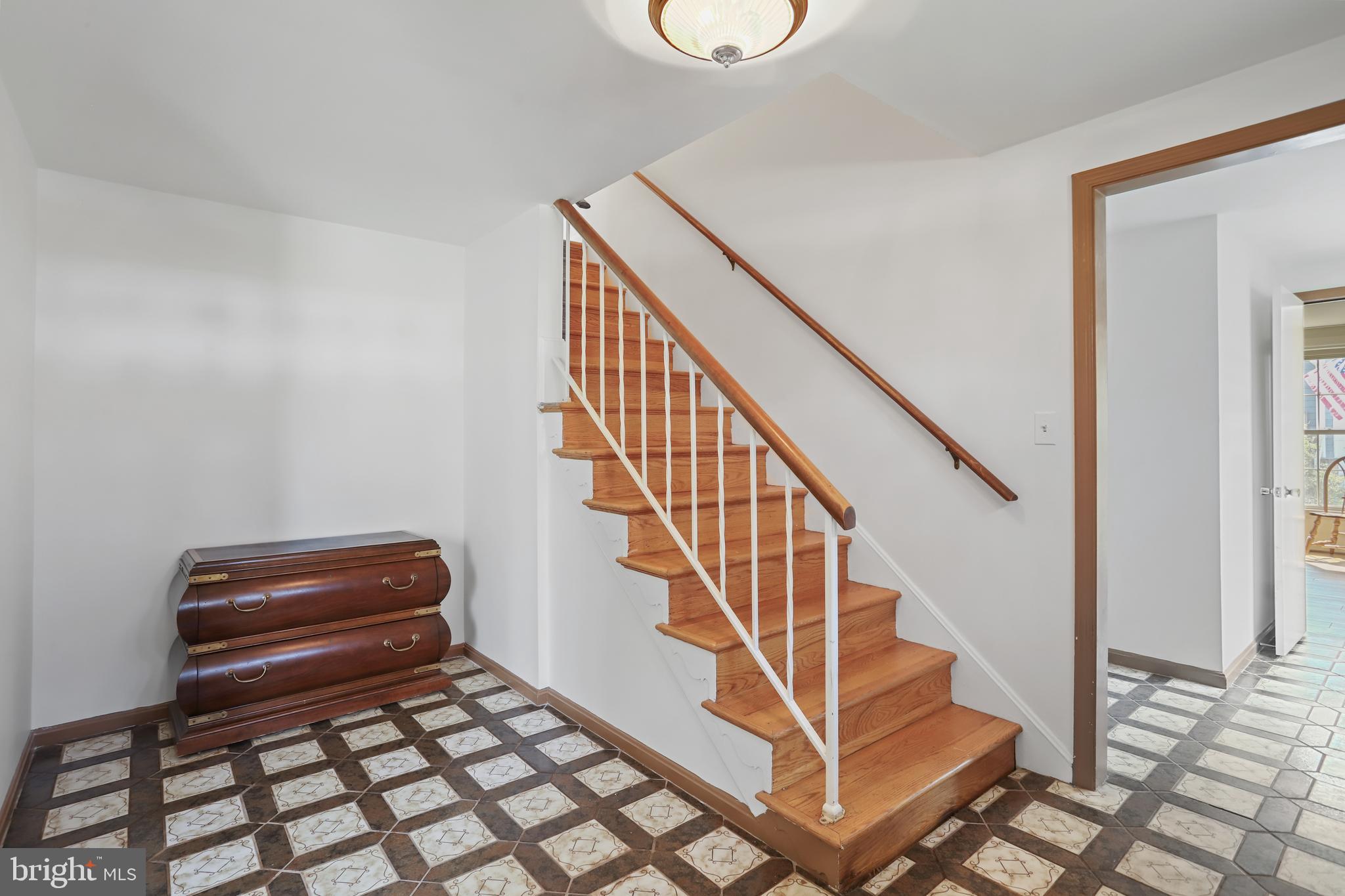 OLD FARM - Residential