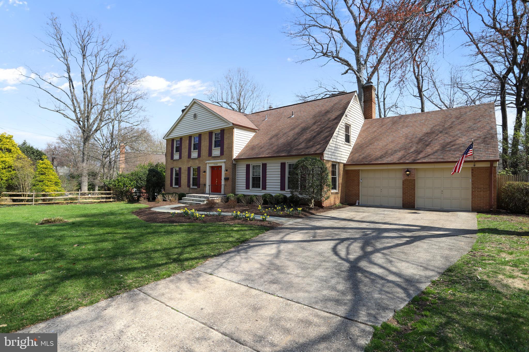 11209 FARMLAND DRIVE