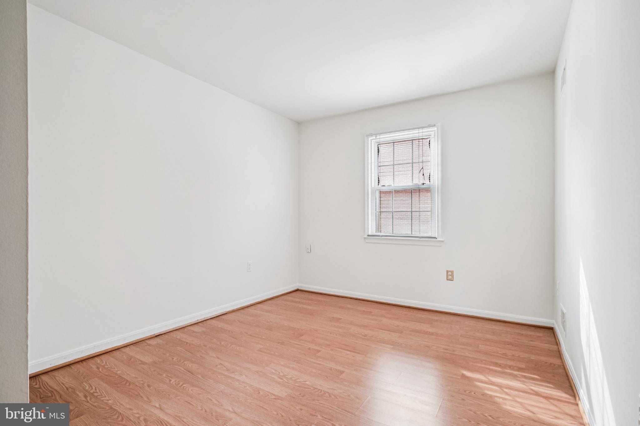 CHURCHILL SQUARE - Residential