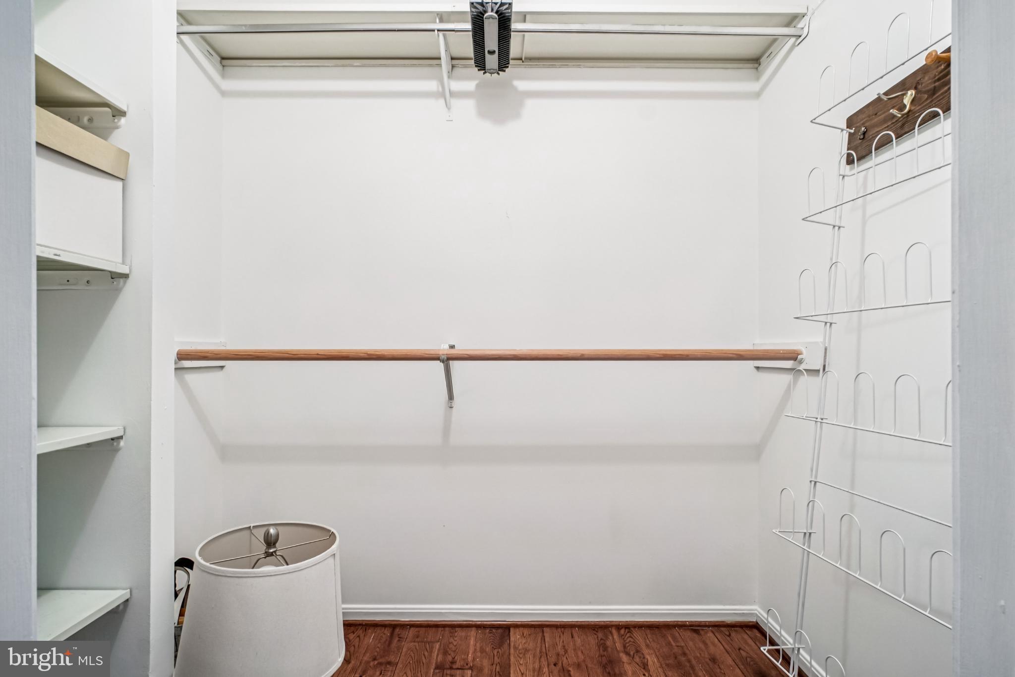 CHURCHILL SQUARE - Residential