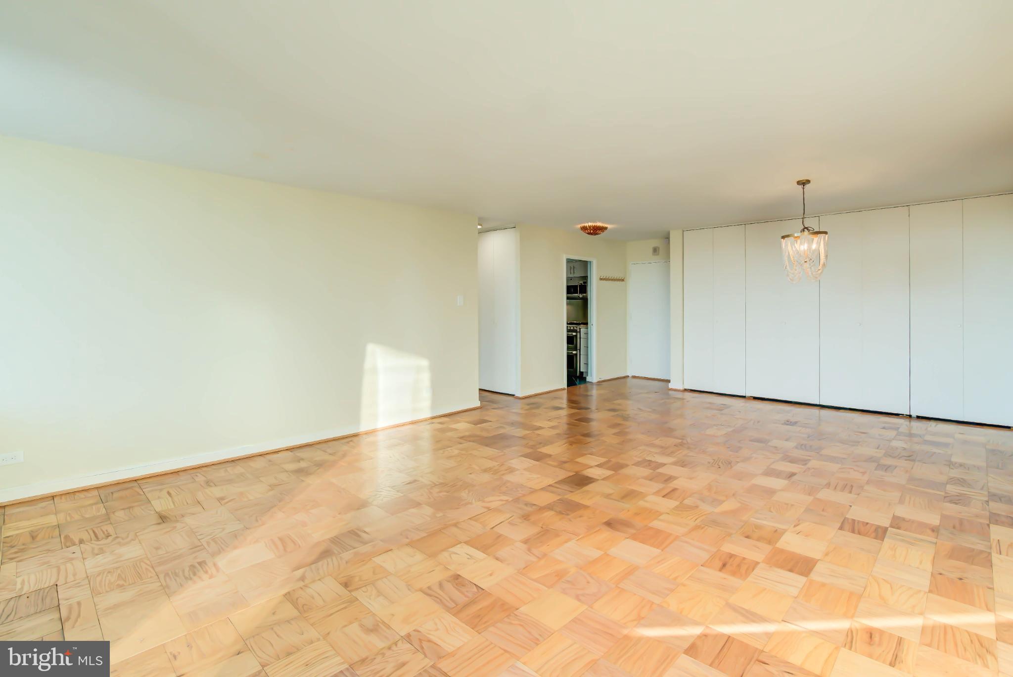 490 M STREET SW W800