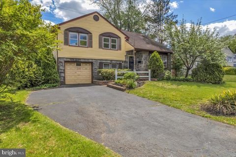 200 BOXWOOD LANE CINNAMINSON NJ 08077