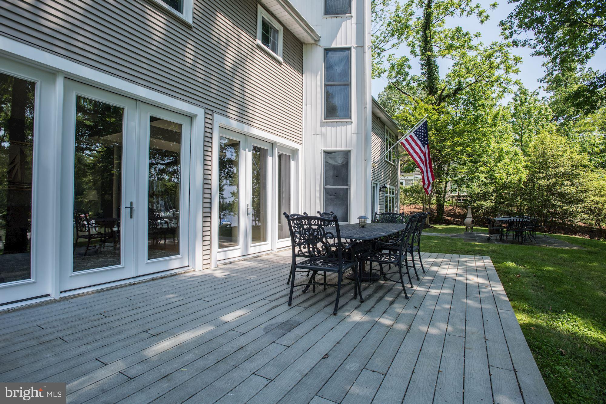 ANNAPOLIS ROADS - Residential