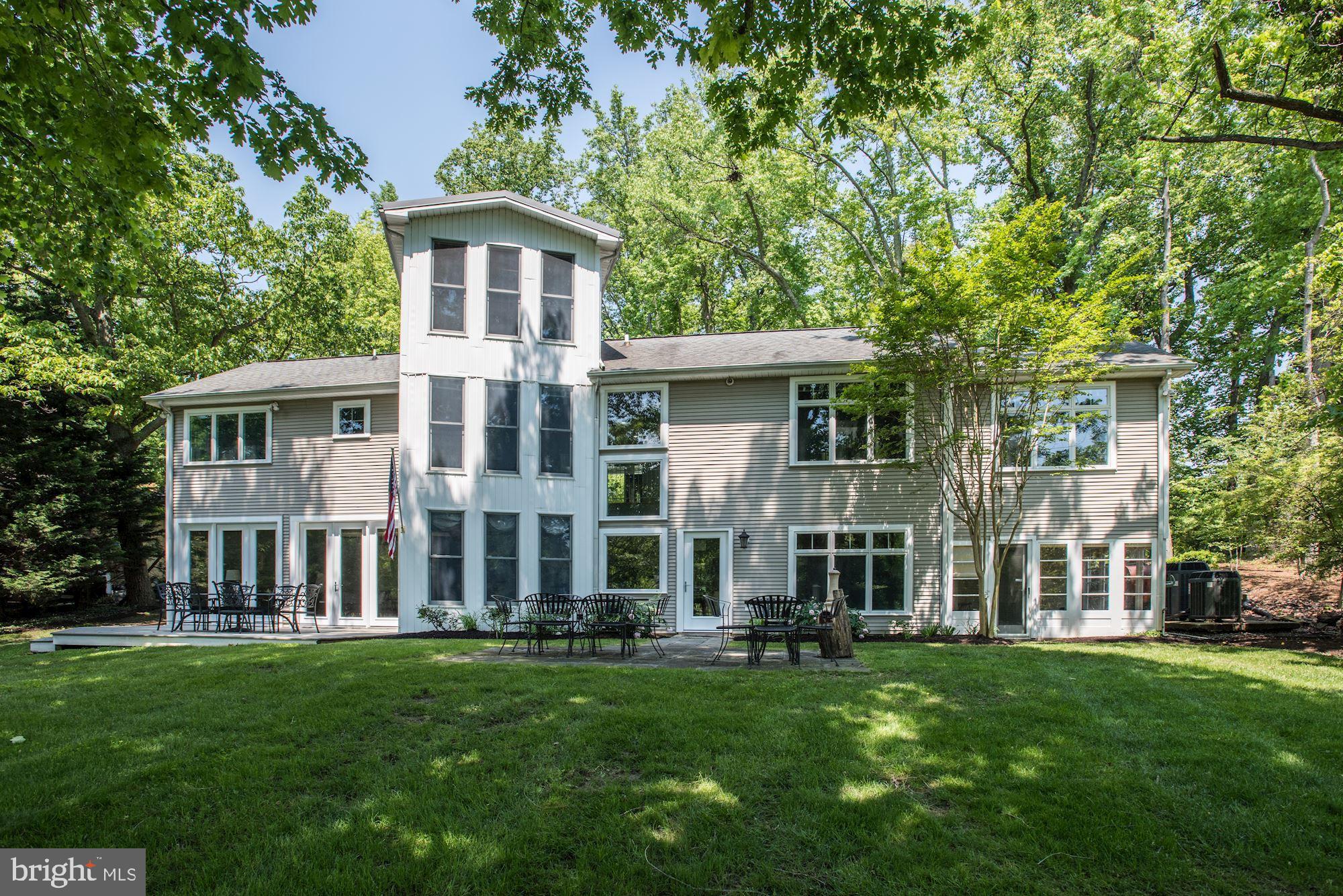 ANNAPOLIS ROADS - Residential