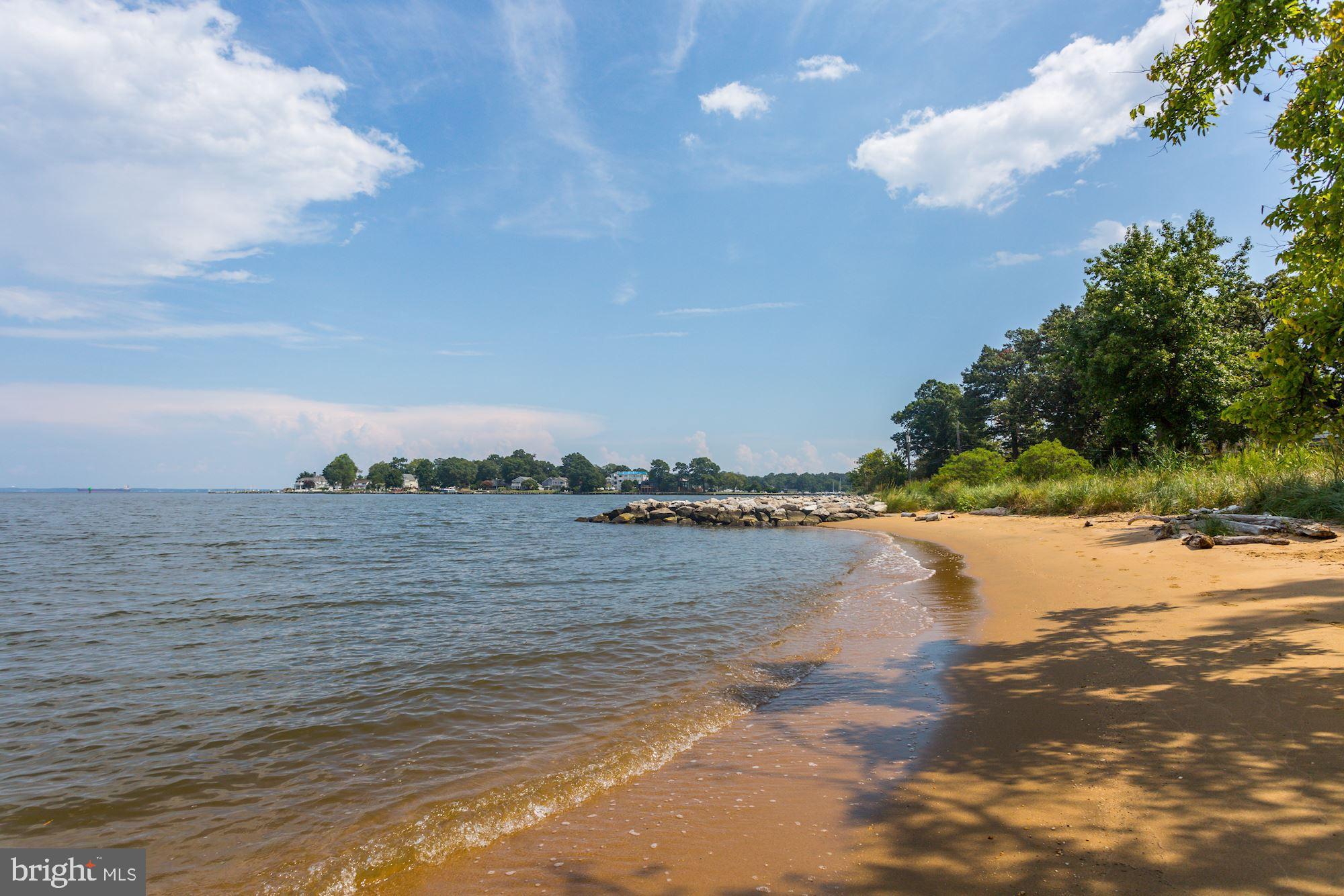 ANNAPOLIS ROADS - Residential