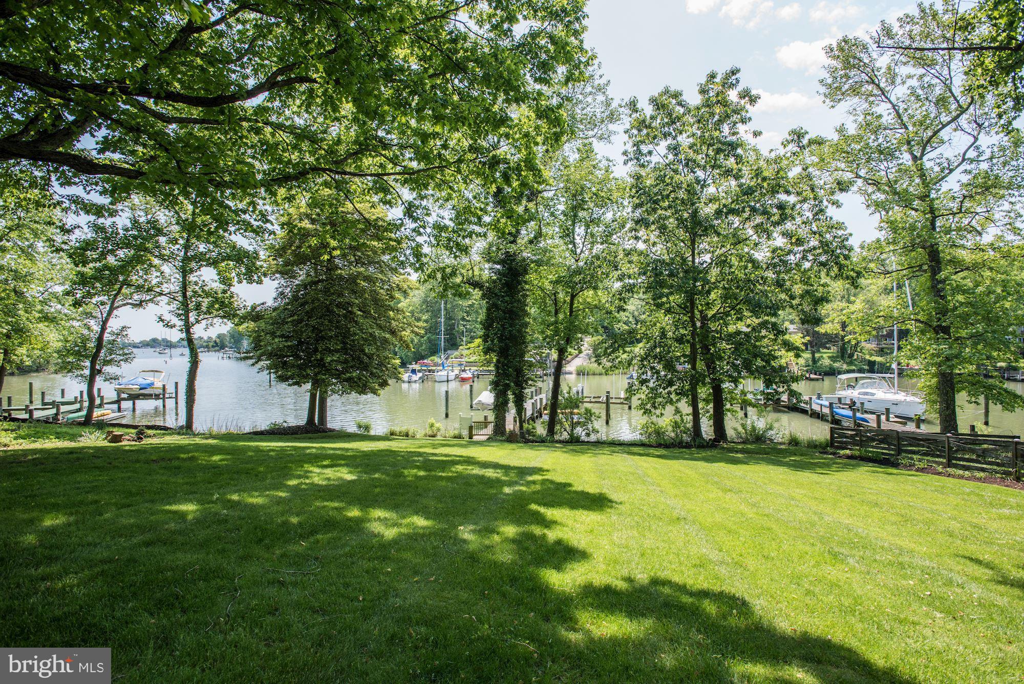 ANNAPOLIS ROADS - Residential