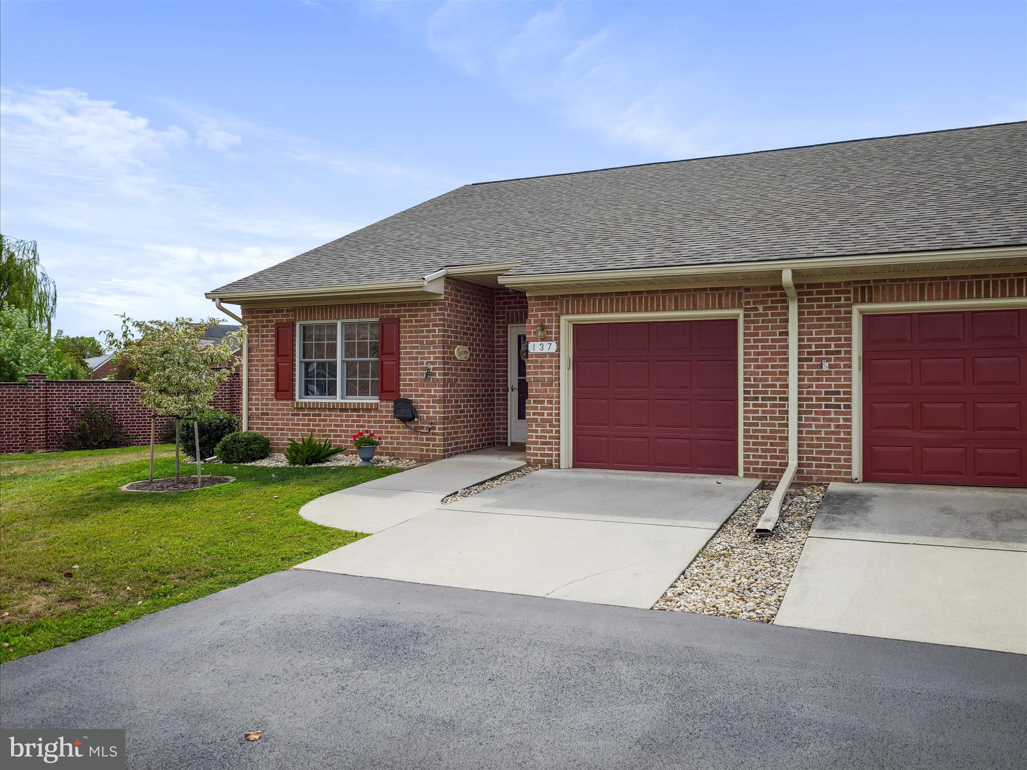 137 SUNBROOK LANE 182