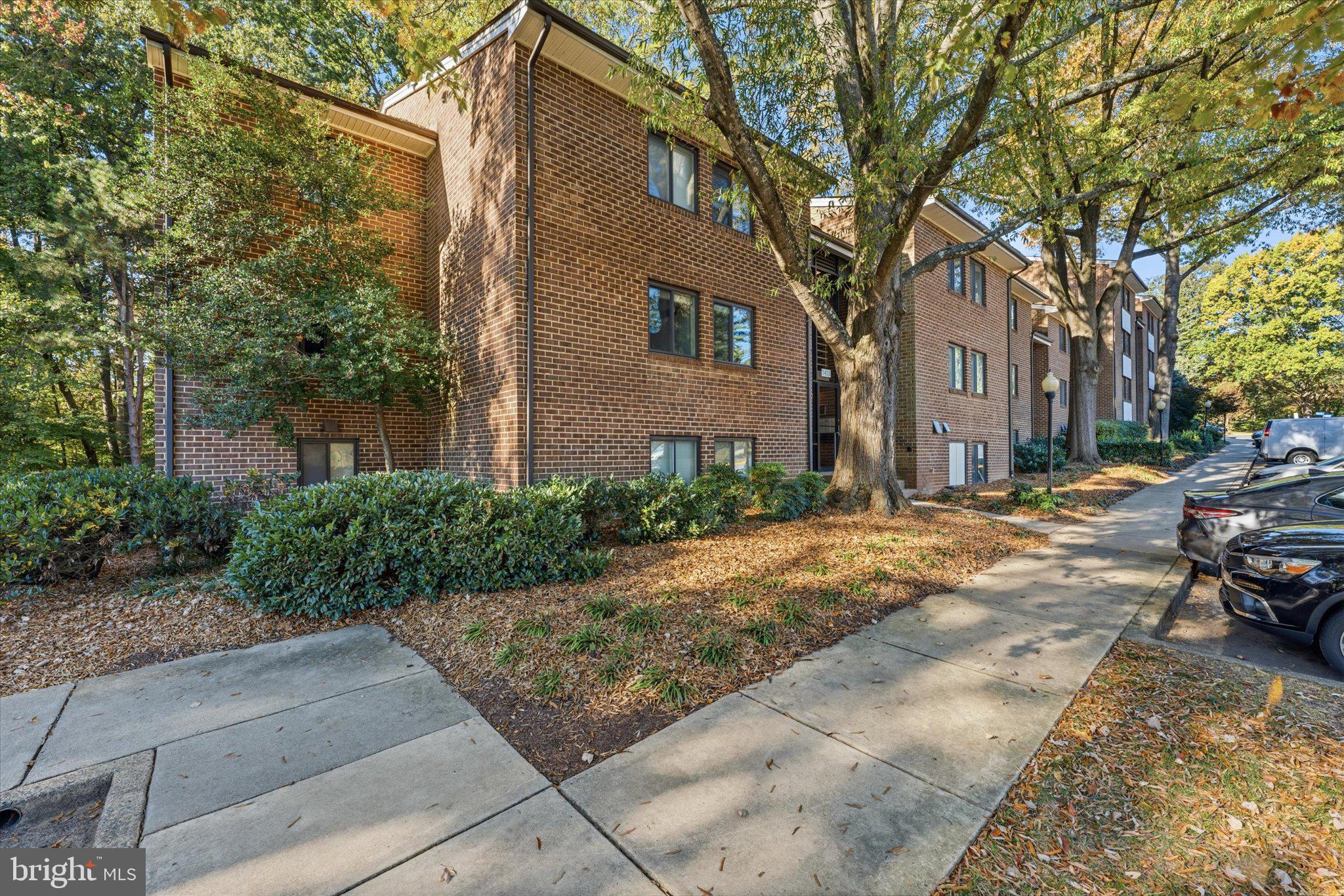 1413 NORTHGATE SQUARE 11C