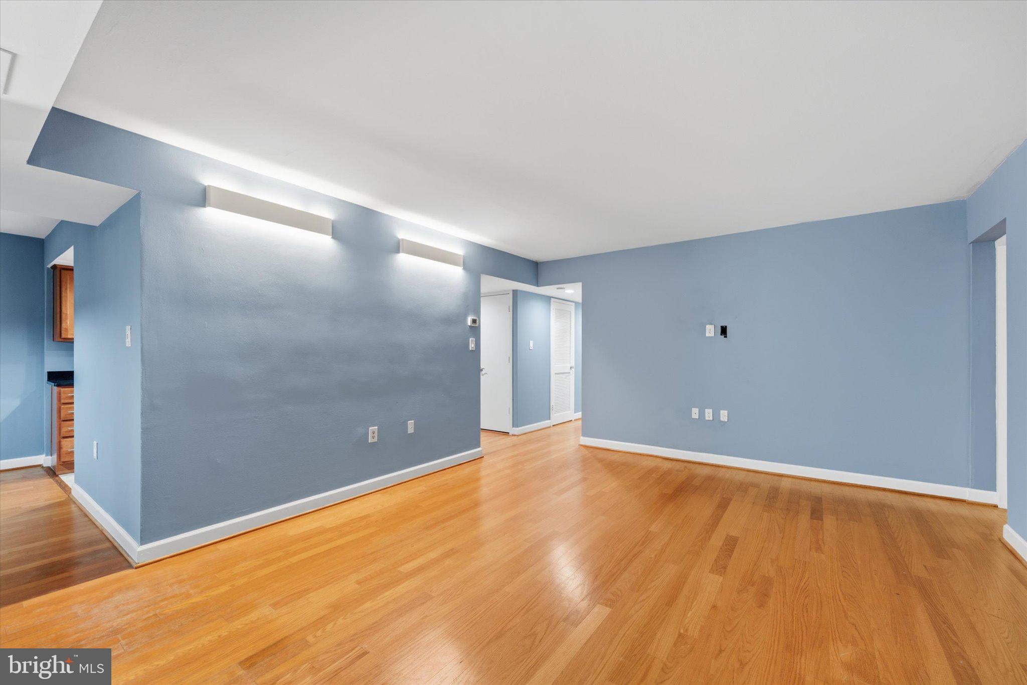 1413 NORTHGATE SQUARE 11C