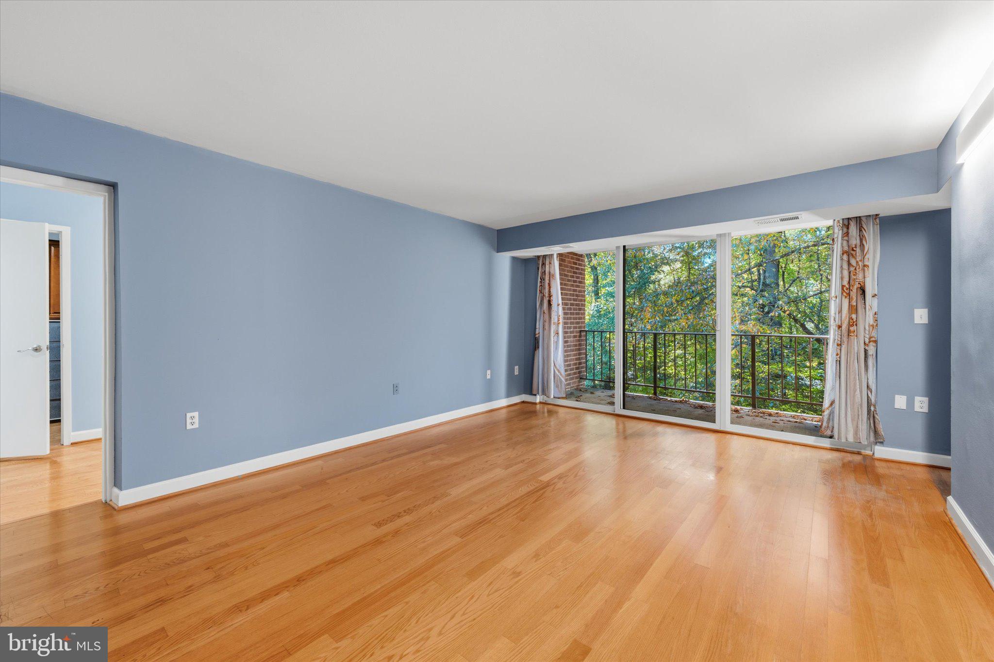 1413 NORTHGATE SQUARE 11C
