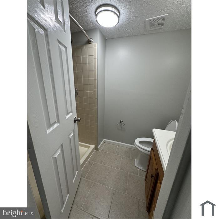 PRINCETON WOODS - Residential Lease