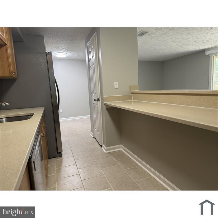 PRINCETON WOODS - Residential Lease