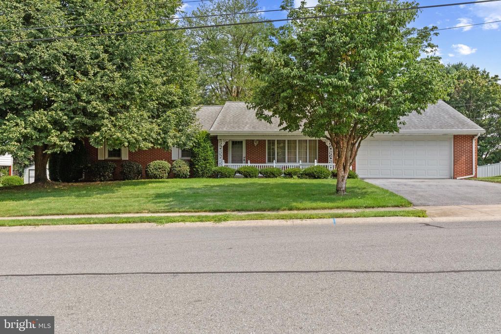 Photo of 5209 Brook Drive, East Petersburg, PA 17520 (MLS # PALA2054816)